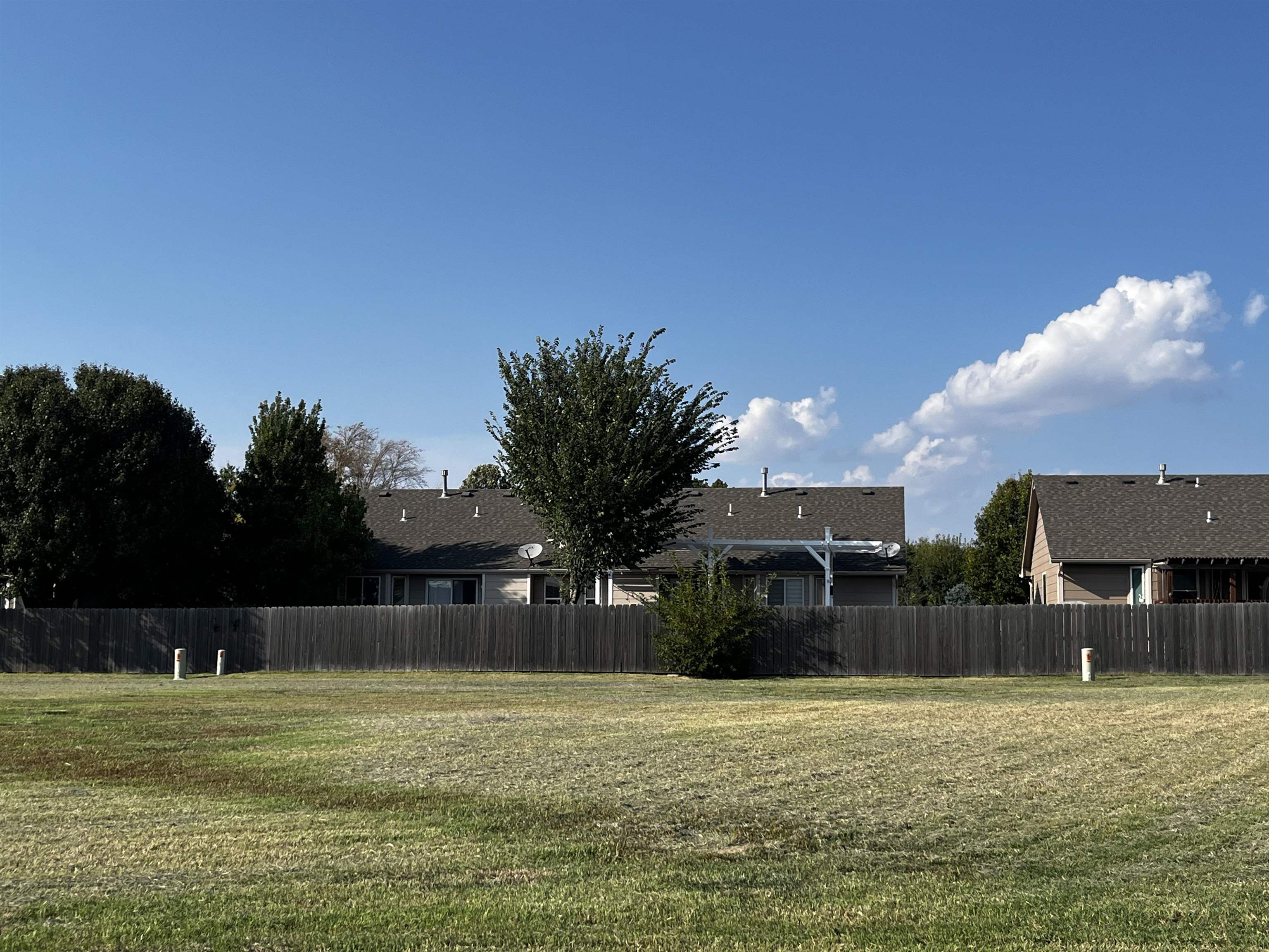 1212 Lazy Creek Ct Property Photo 13
