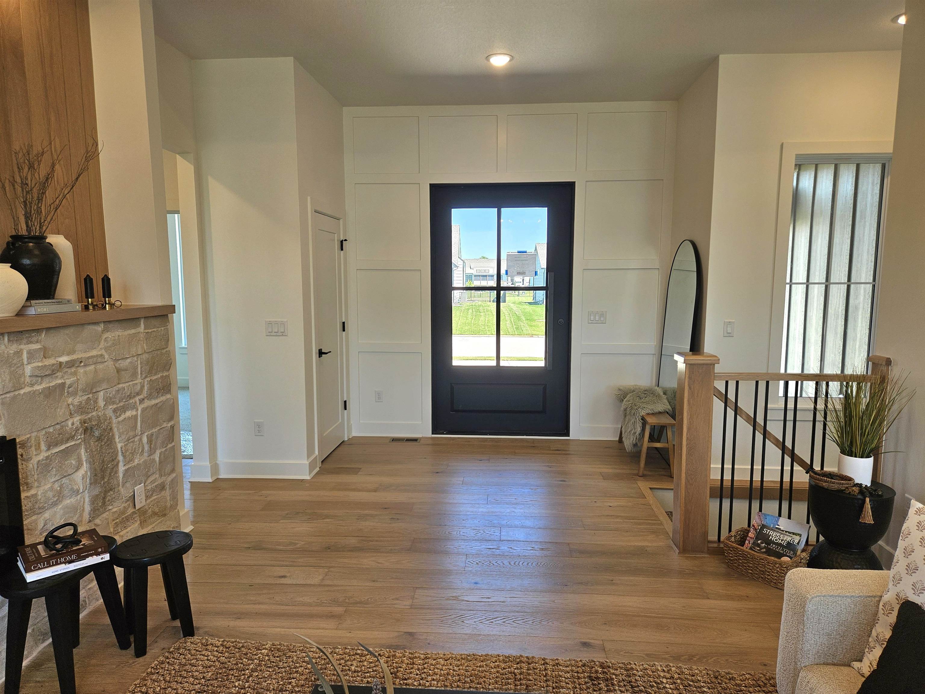 2541 N Bluestone St Property Photo 9