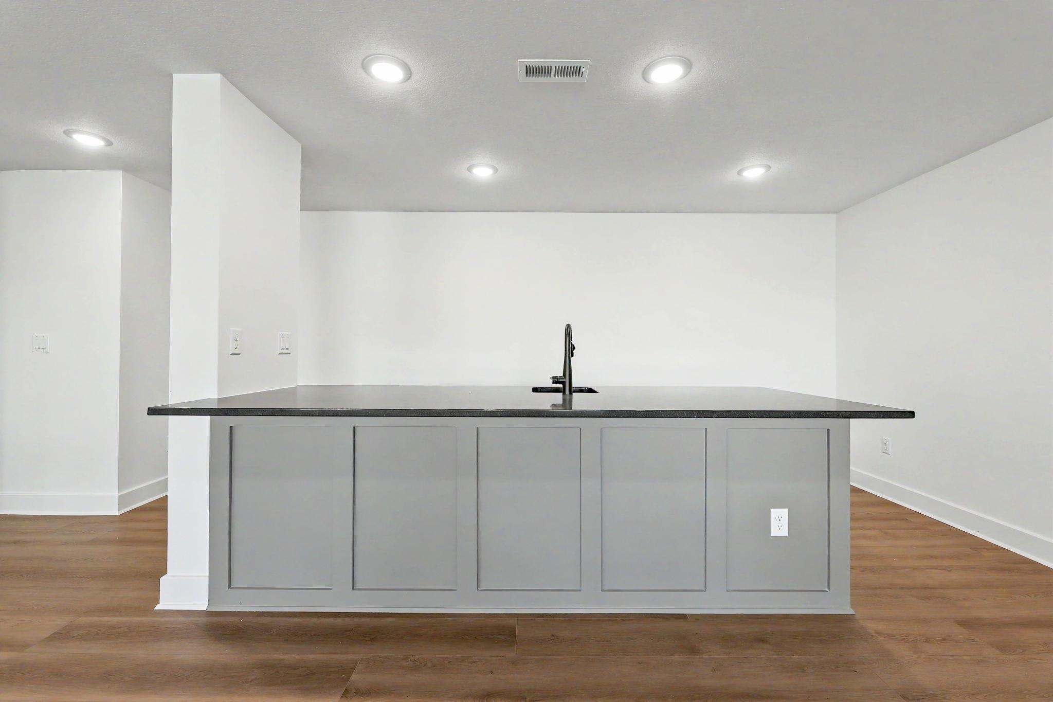 2541 N Bluestone St Property Photo 20
