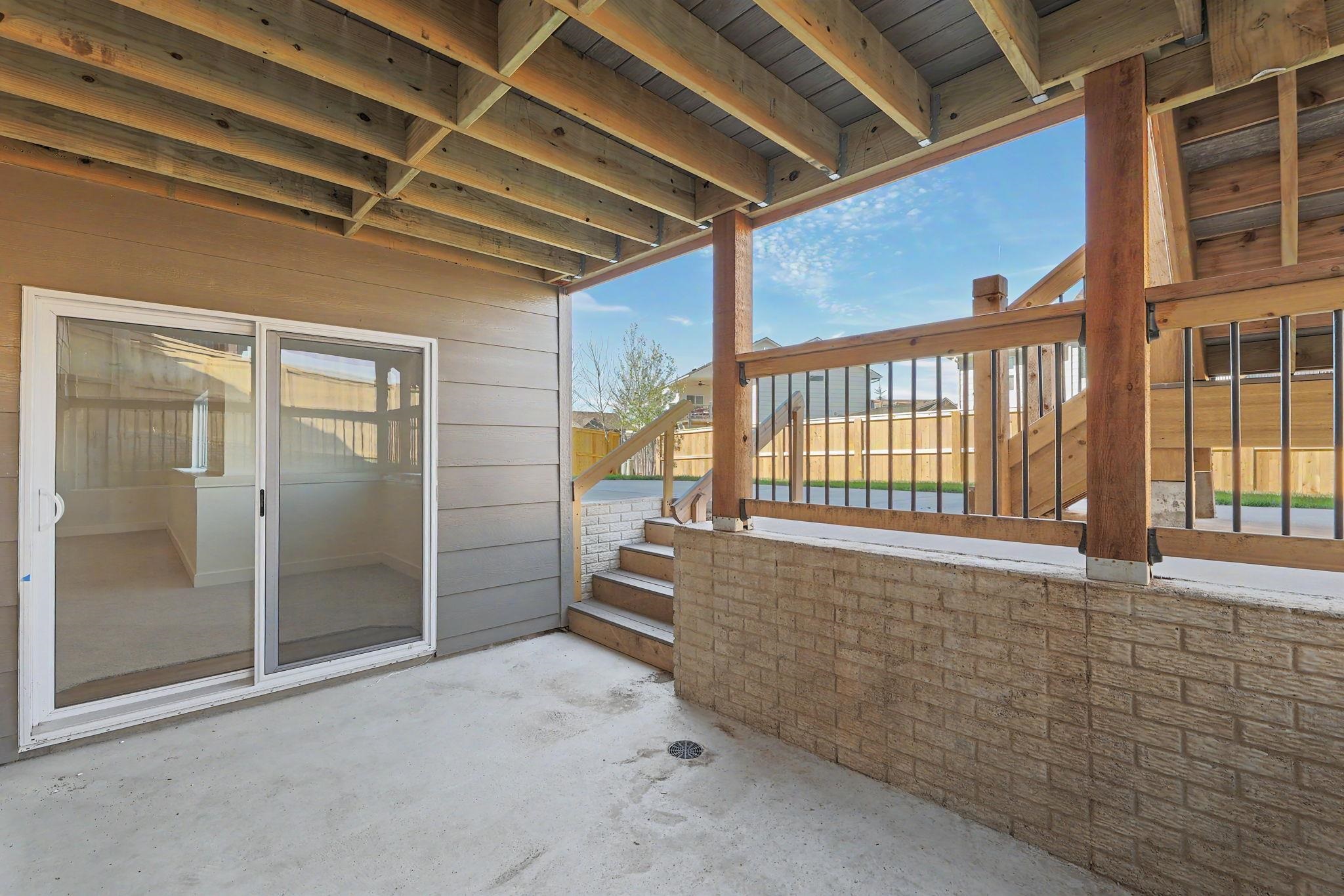 2541 N Bluestone St Property Photo 25