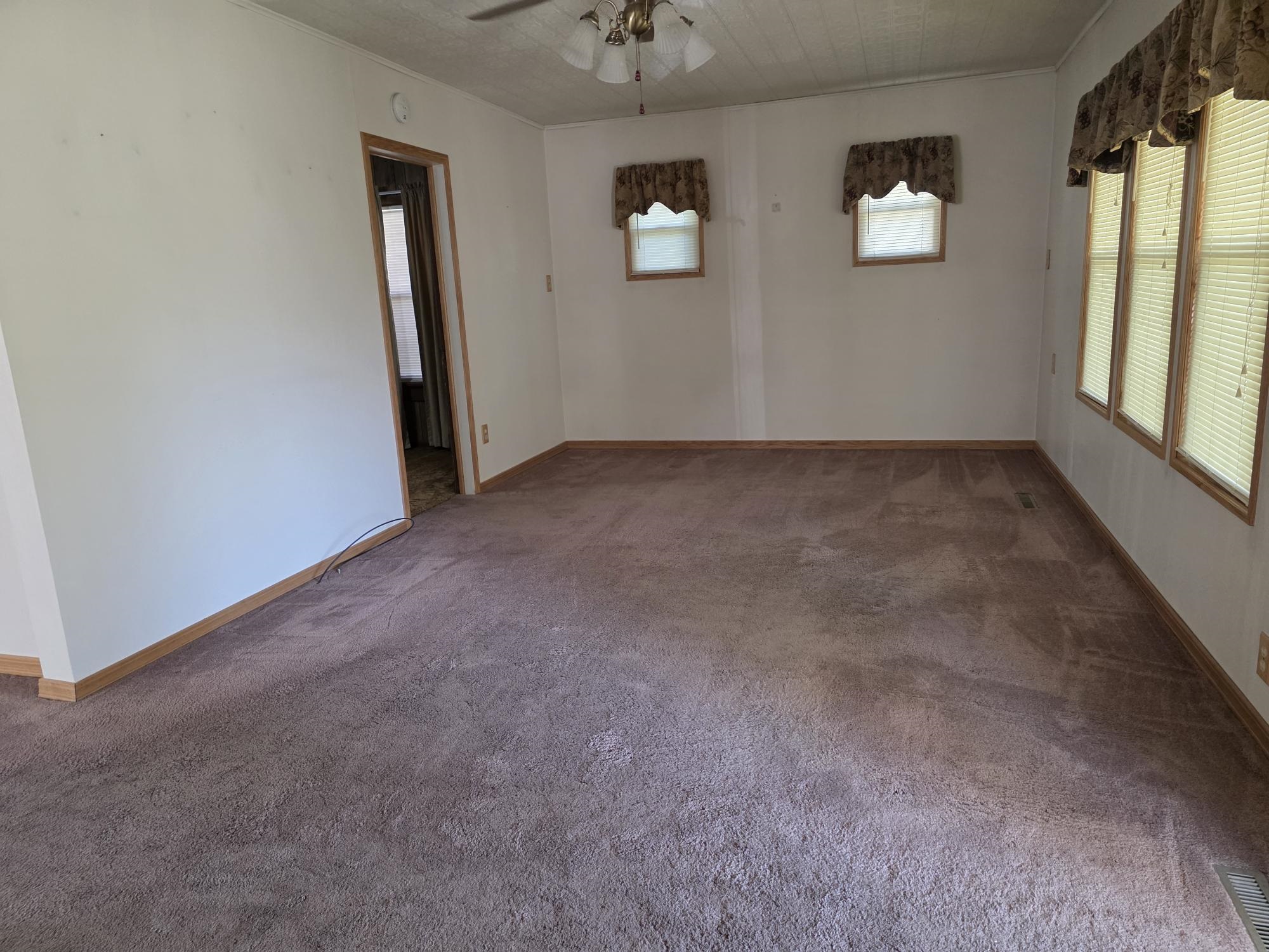 1021 N 3rd St Property Photo 9