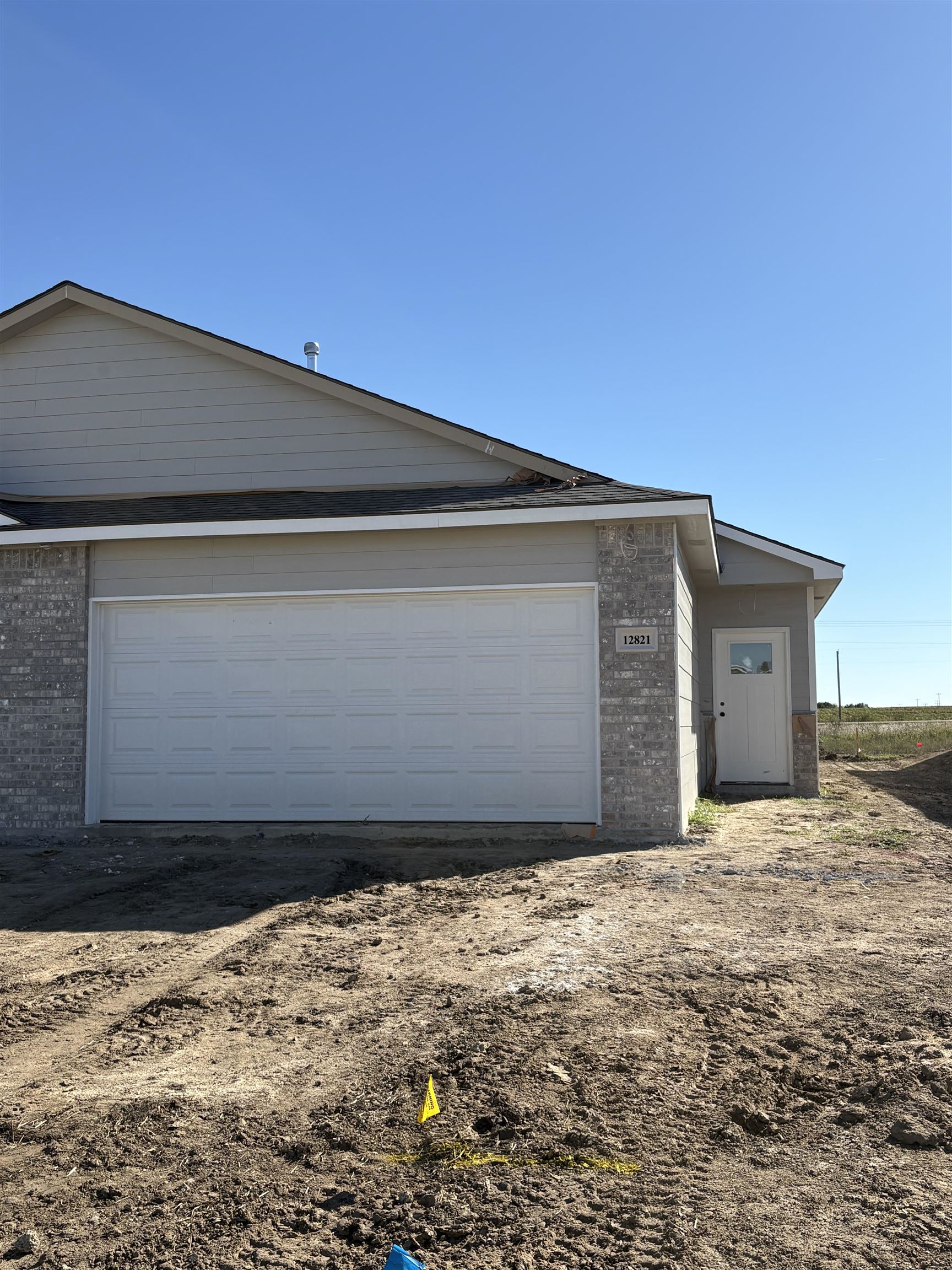 12821 E Blake St Property Photo 1