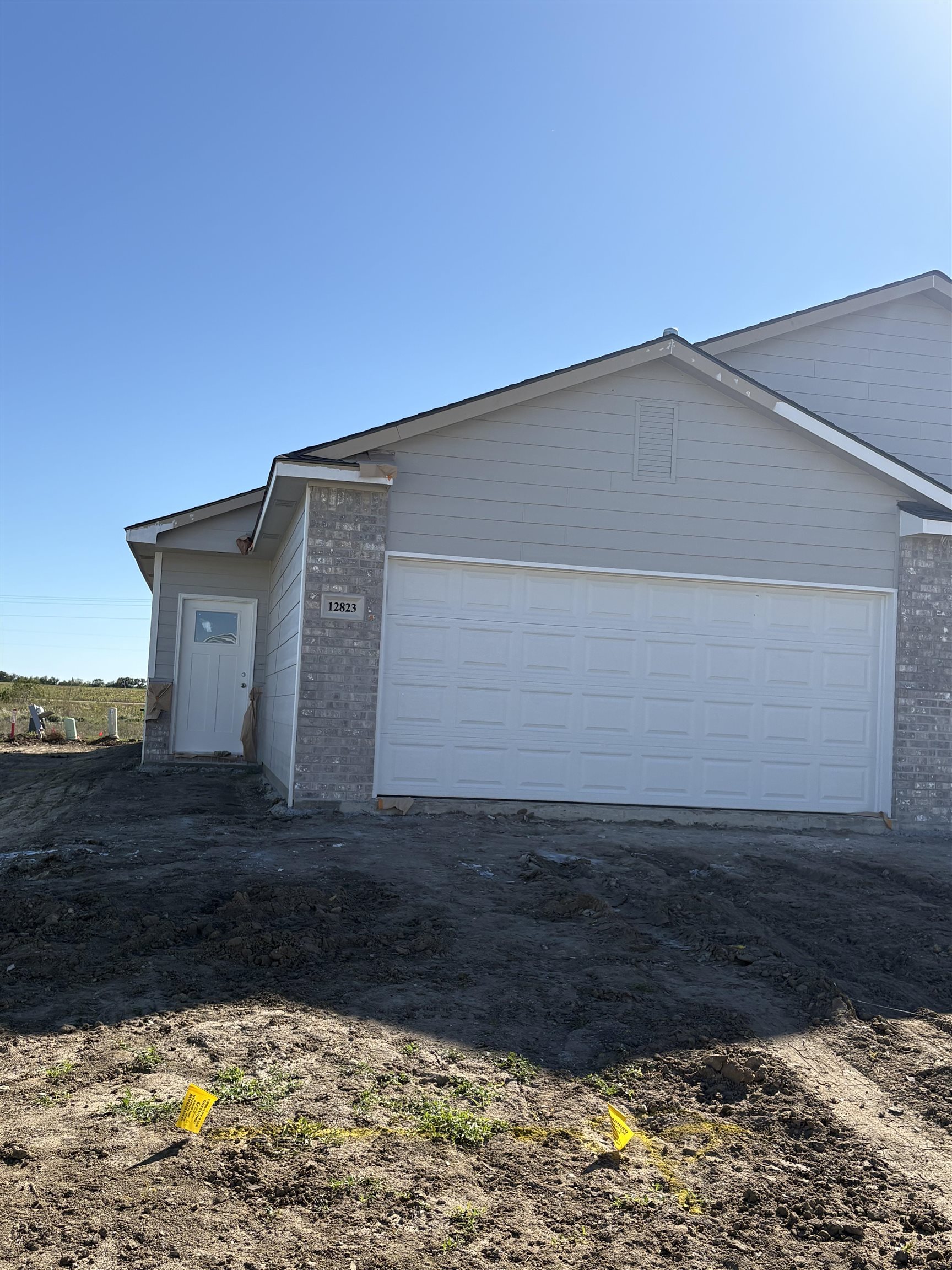 12823 E Blake St Property Photo 1