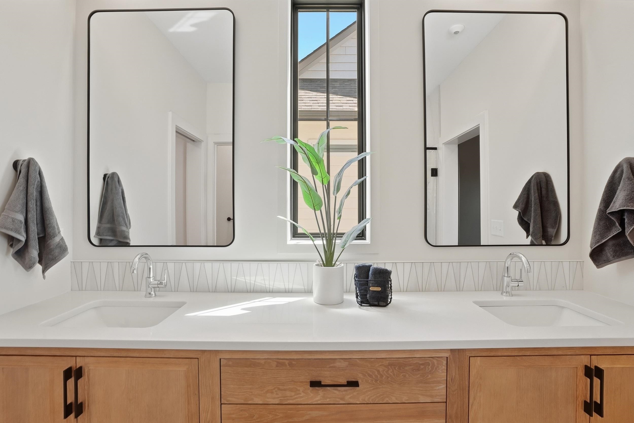 14911 E Peppertree St Property Photo 22