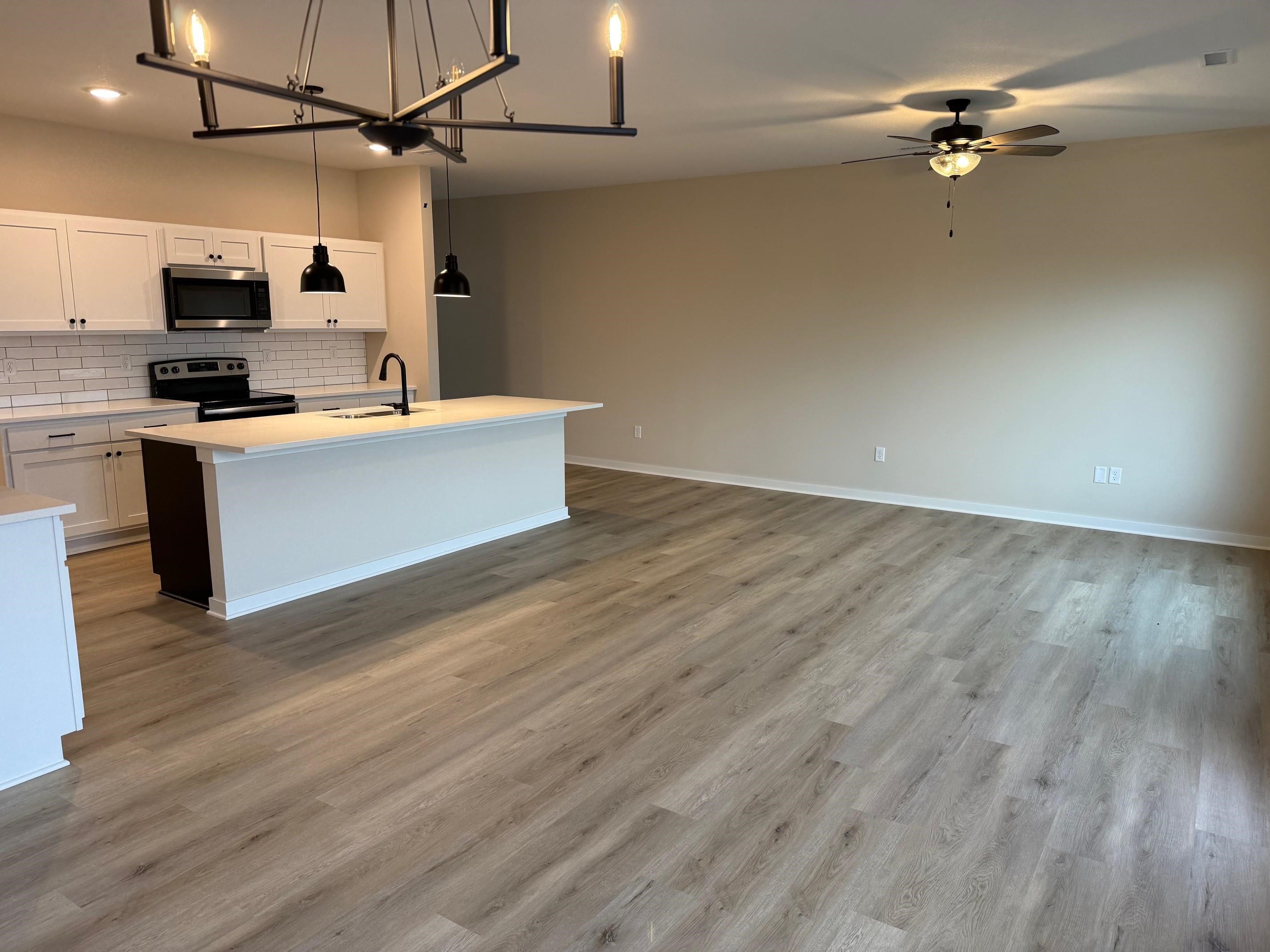 12504 W Blanford Property Photo 2