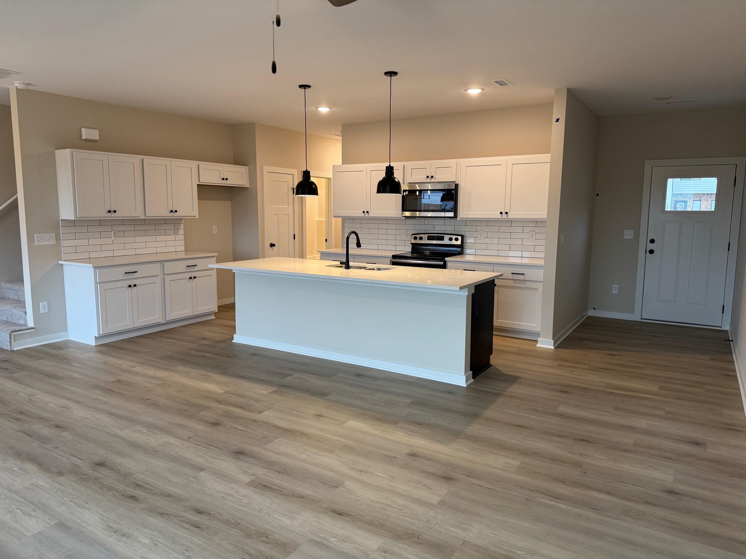 12504 W Blanford Property Photo 3