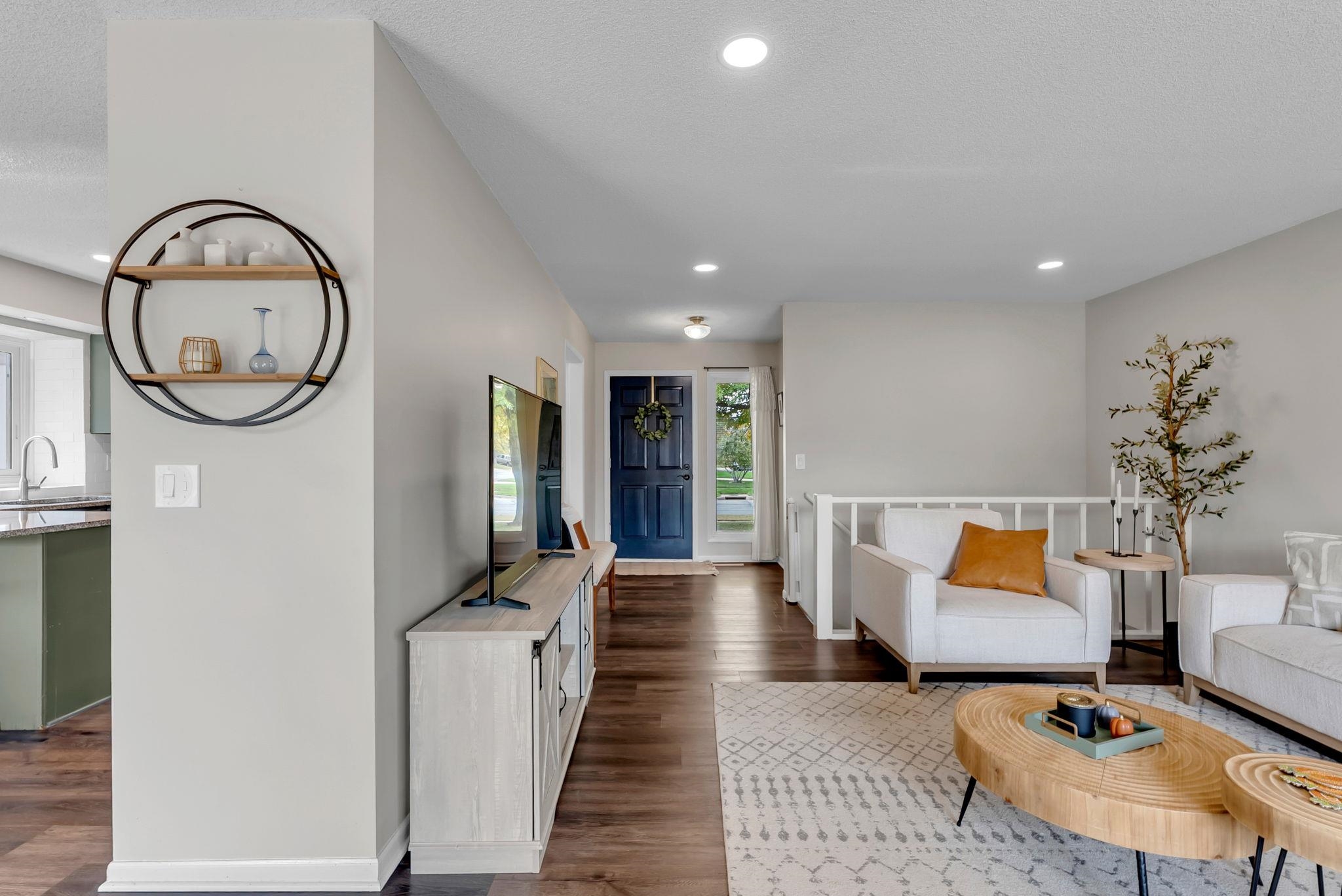 1462 N Parkridge St Property Photo 5