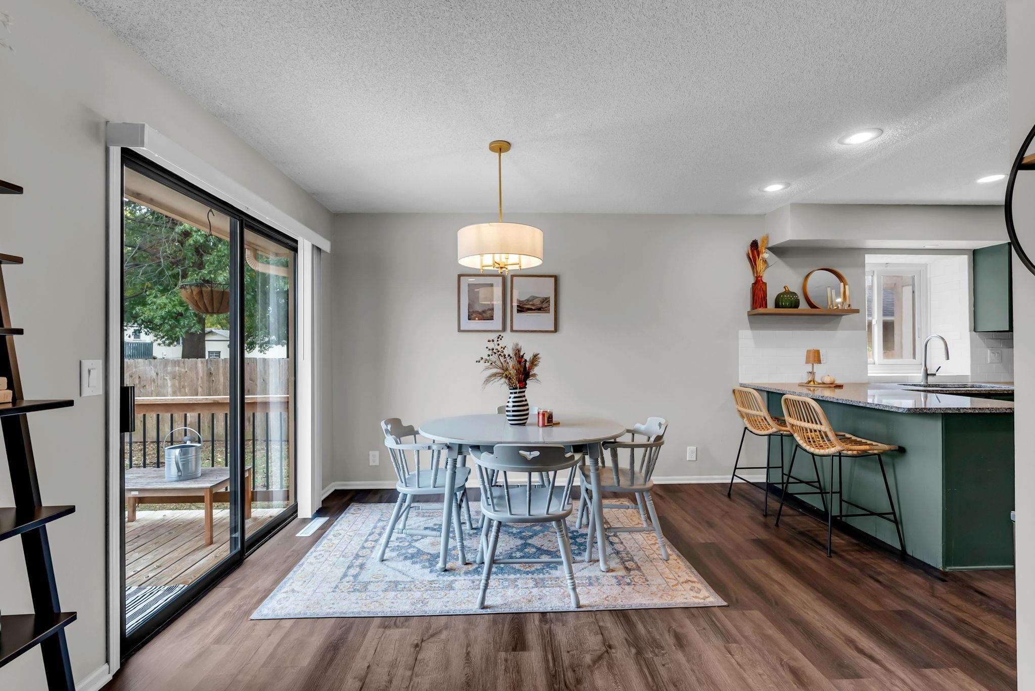 1462 N Parkridge St Property Photo 10