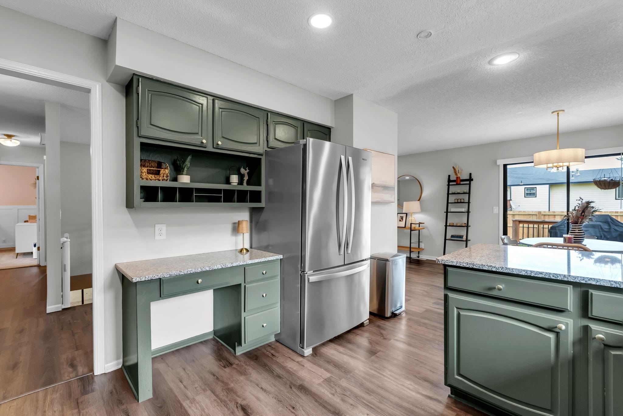 1462 N Parkridge St Property Photo 15