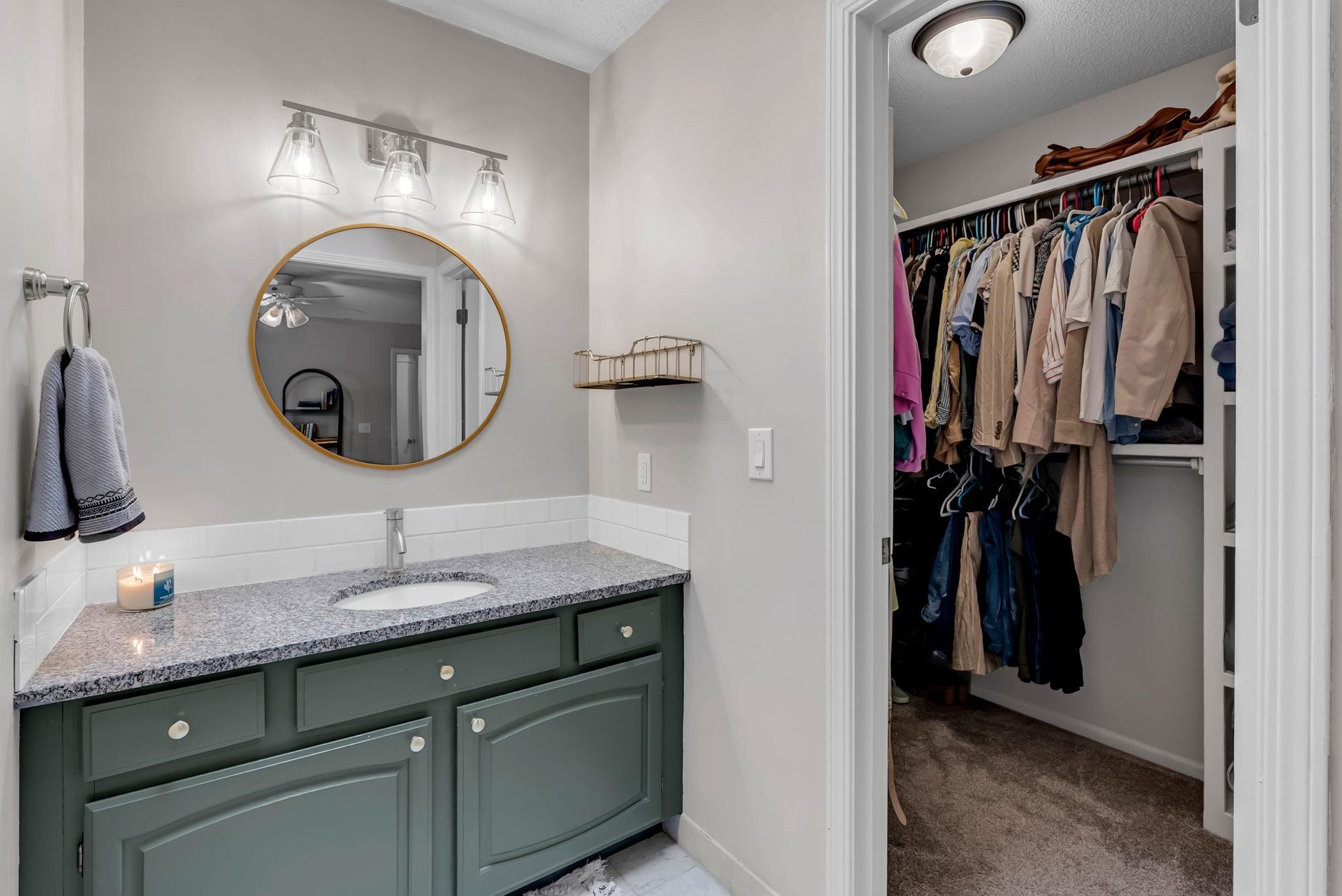 1462 N Parkridge St Property Photo 19