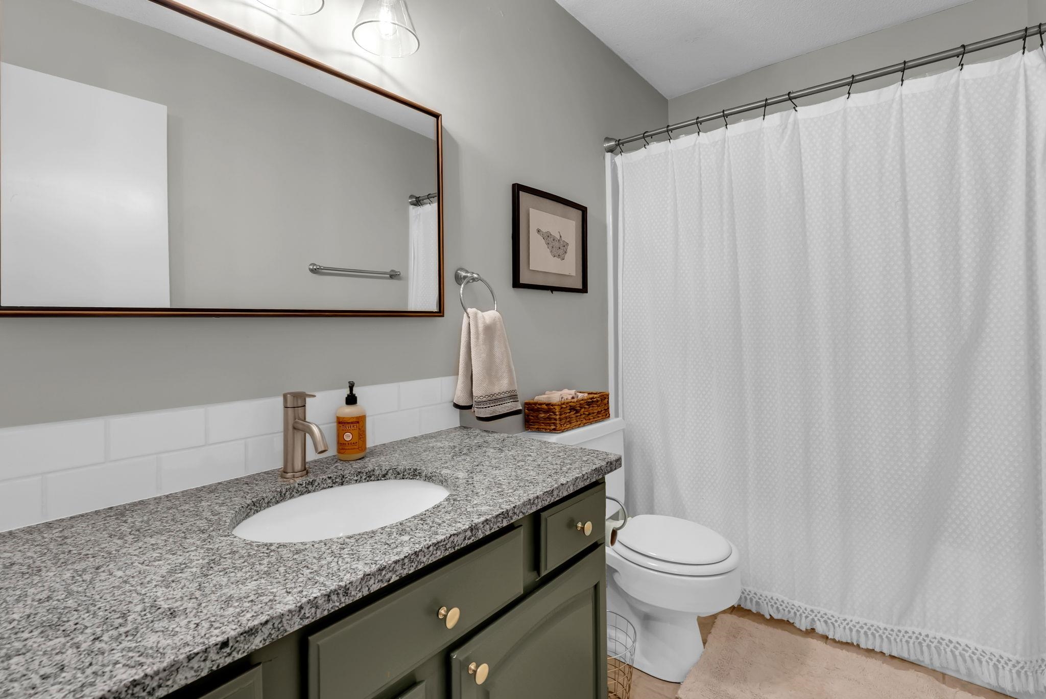 1462 N Parkridge St Property Photo 21