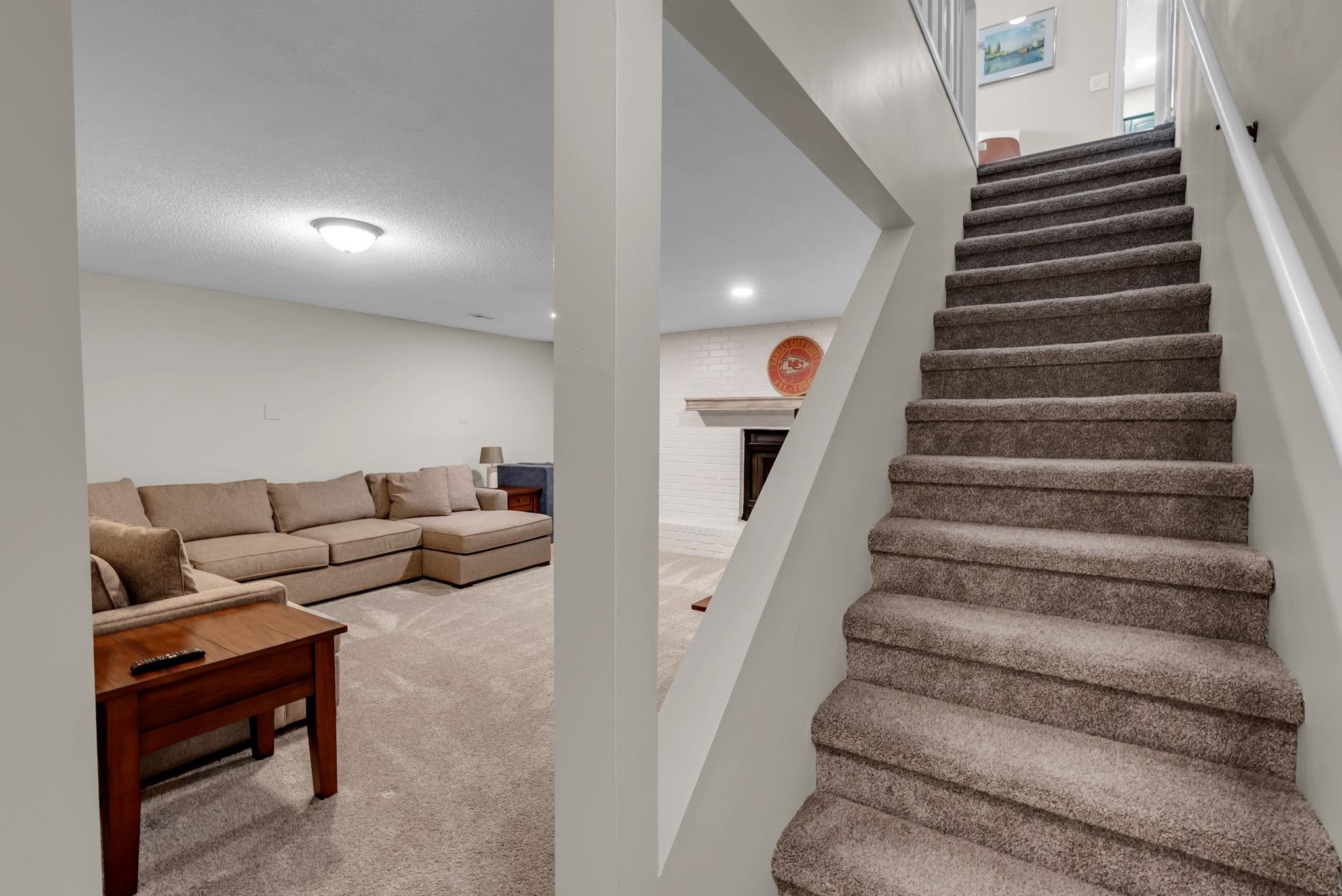 1462 N Parkridge St Property Photo 23