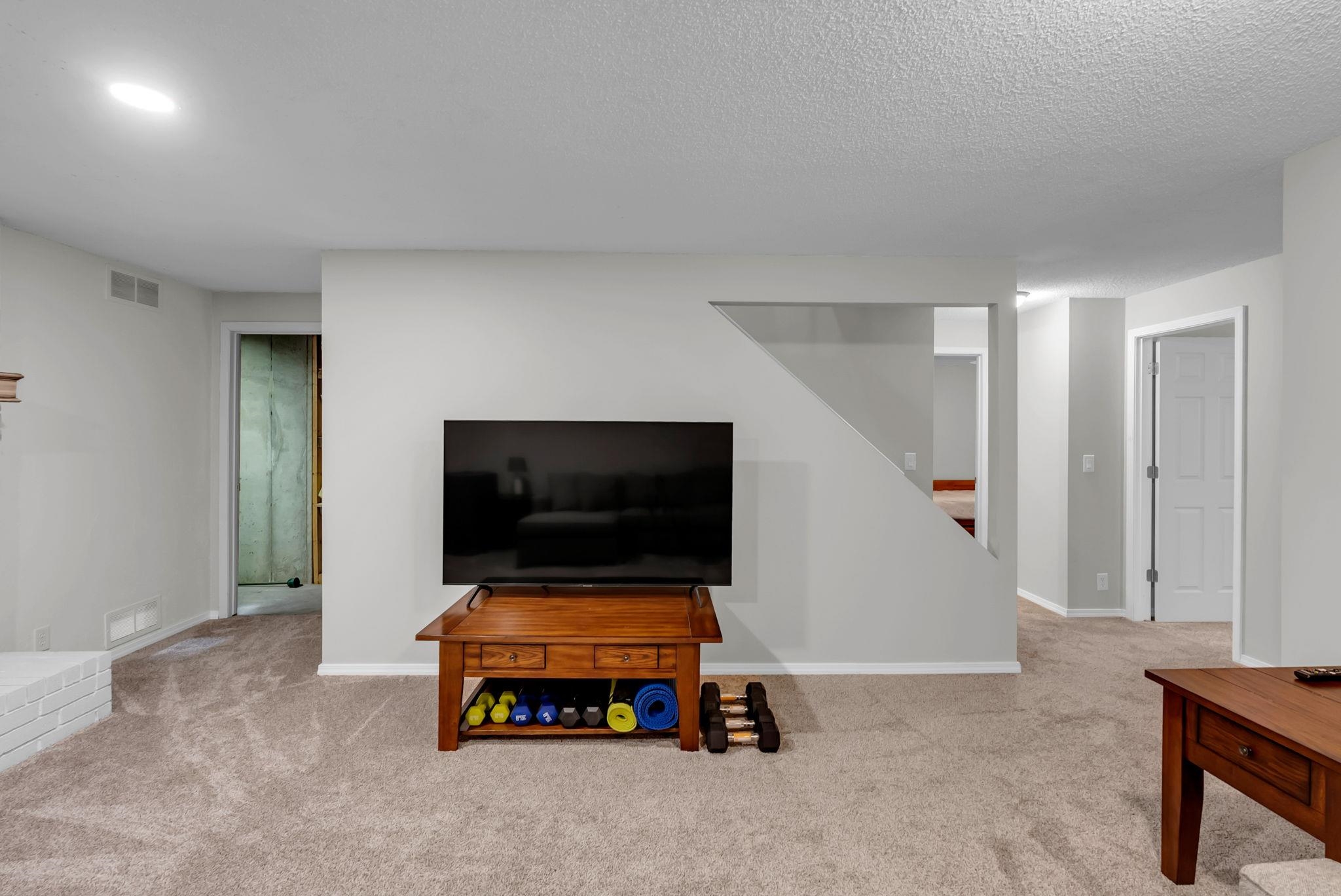 1462 N Parkridge St Property Photo 26