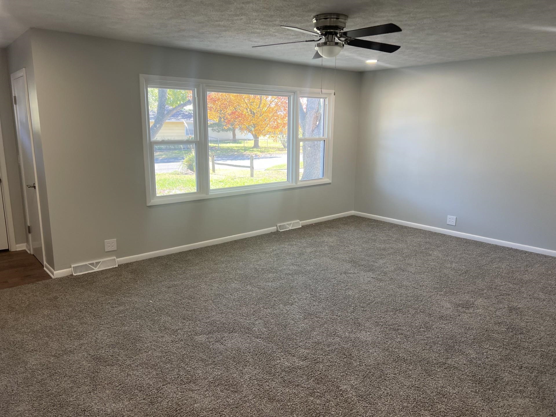 1700 Pershing Property Photo 5