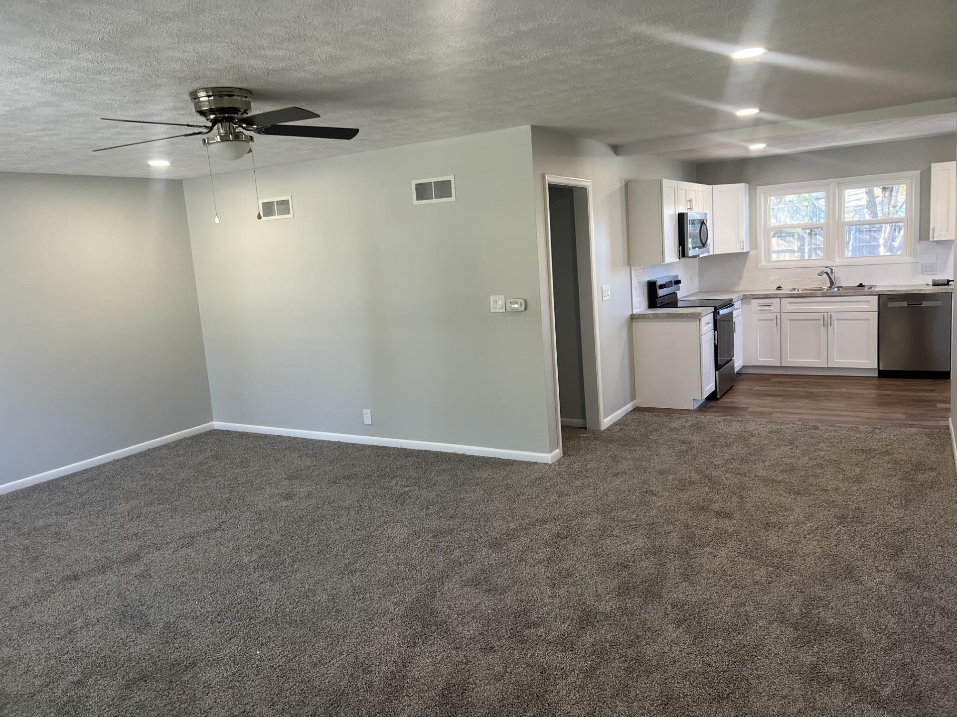 1700 Pershing Property Photo 6