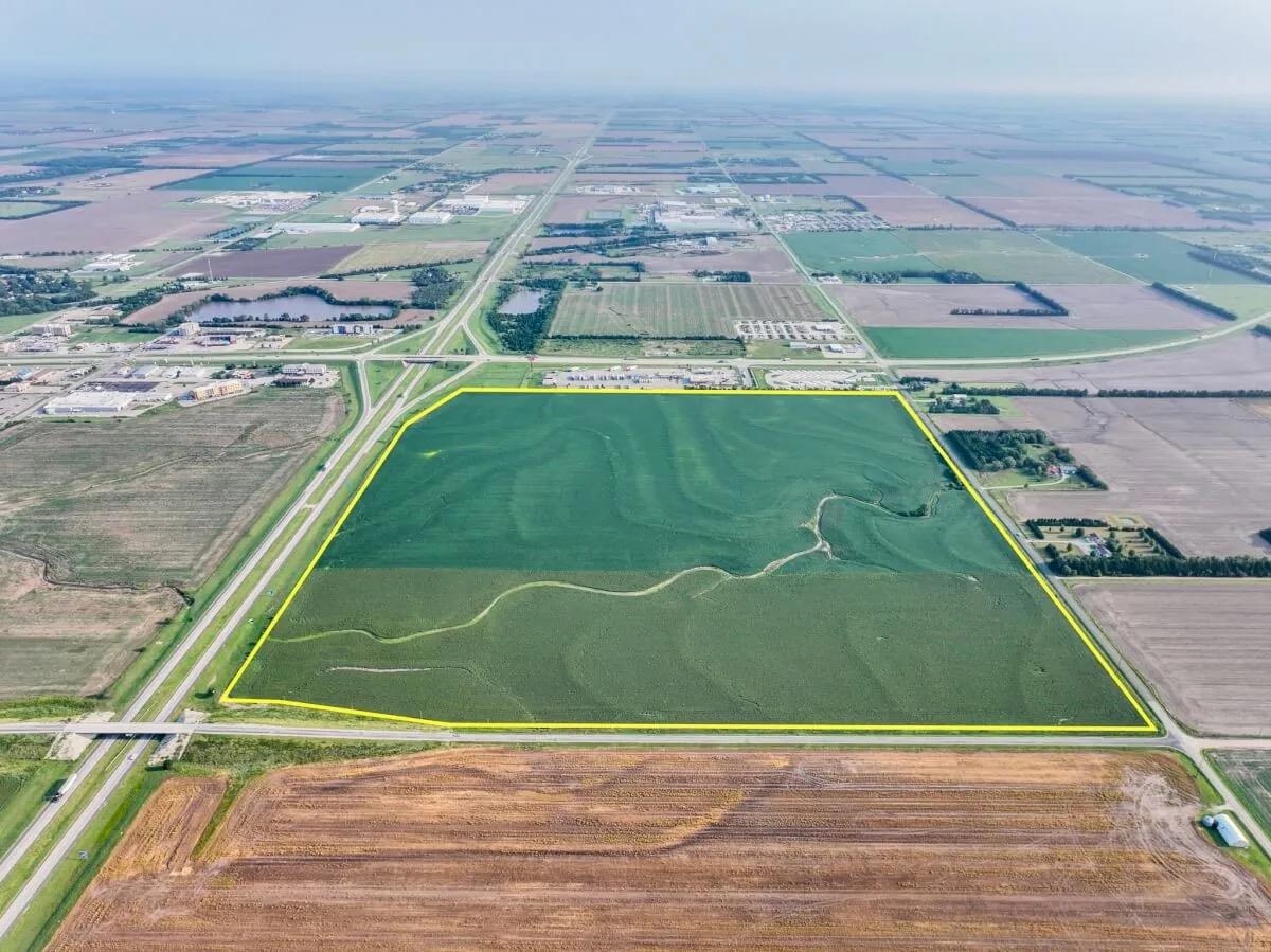 000 Kiowa Rd Property Photo 1