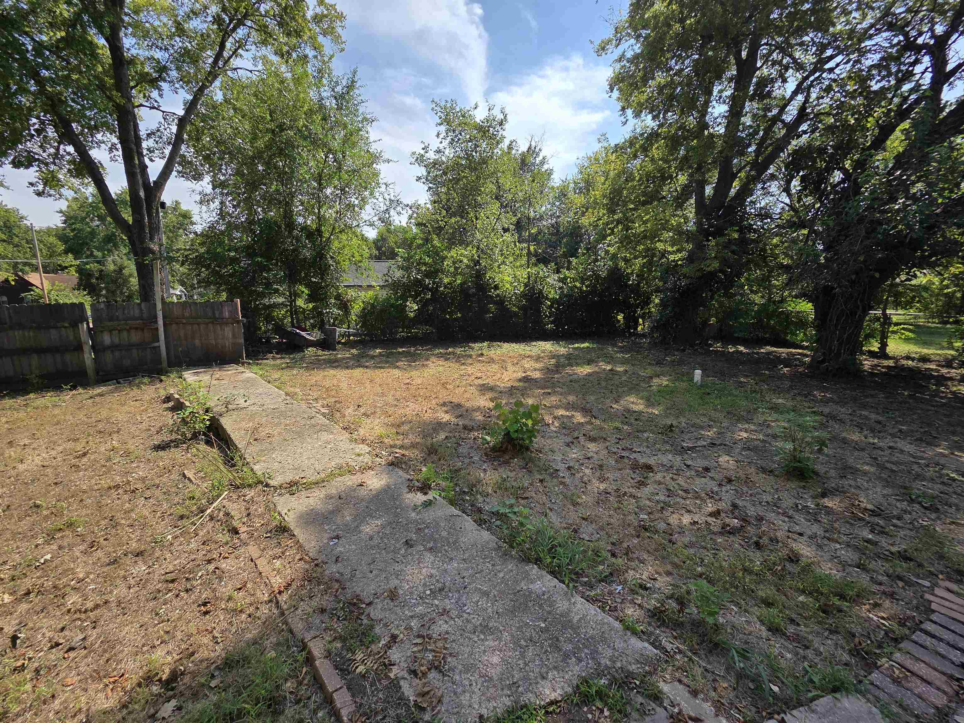 3601 W Central Ave Property Photo 17