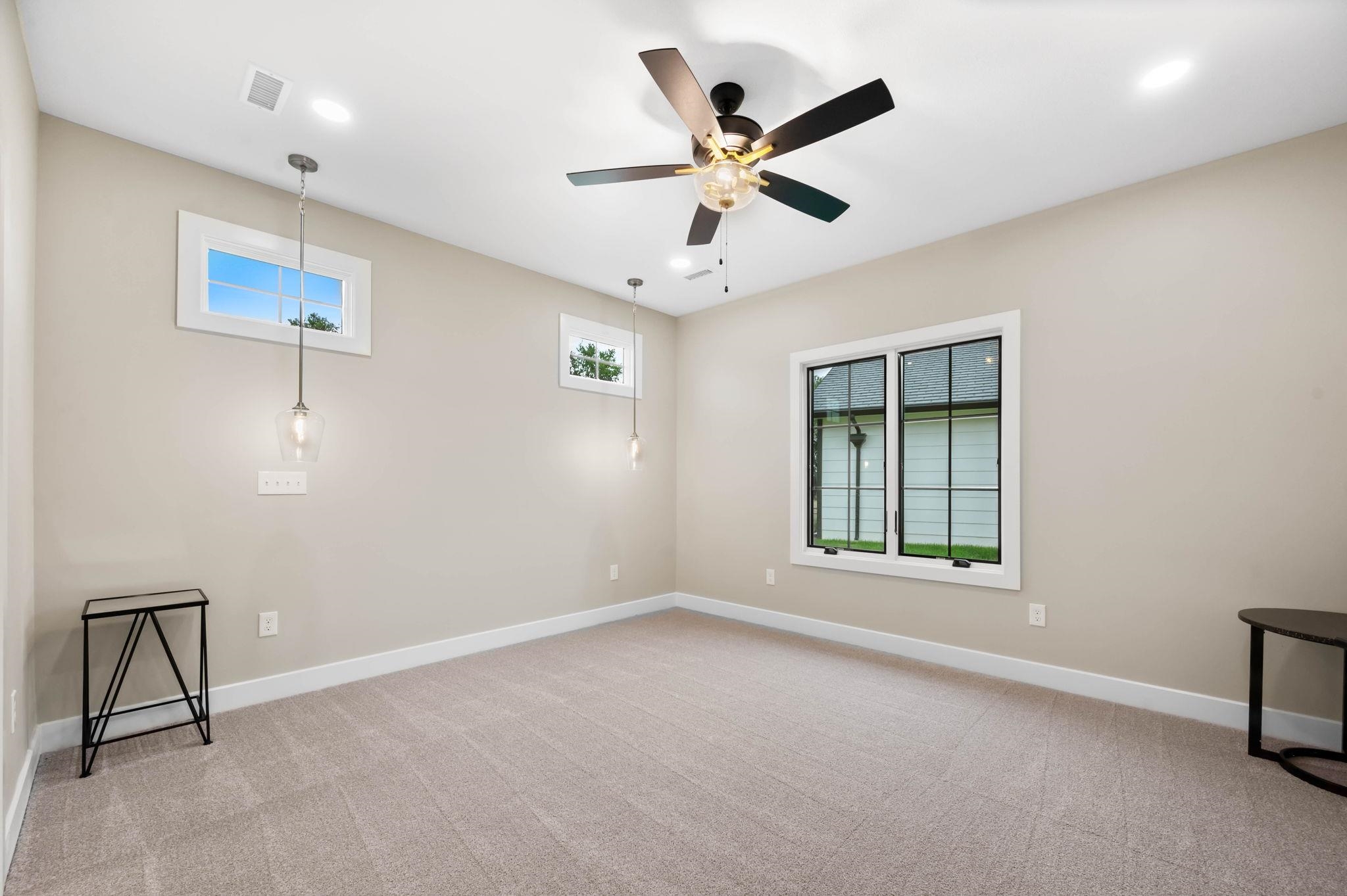 6134 N Hiebert Dr Property Photo 15
