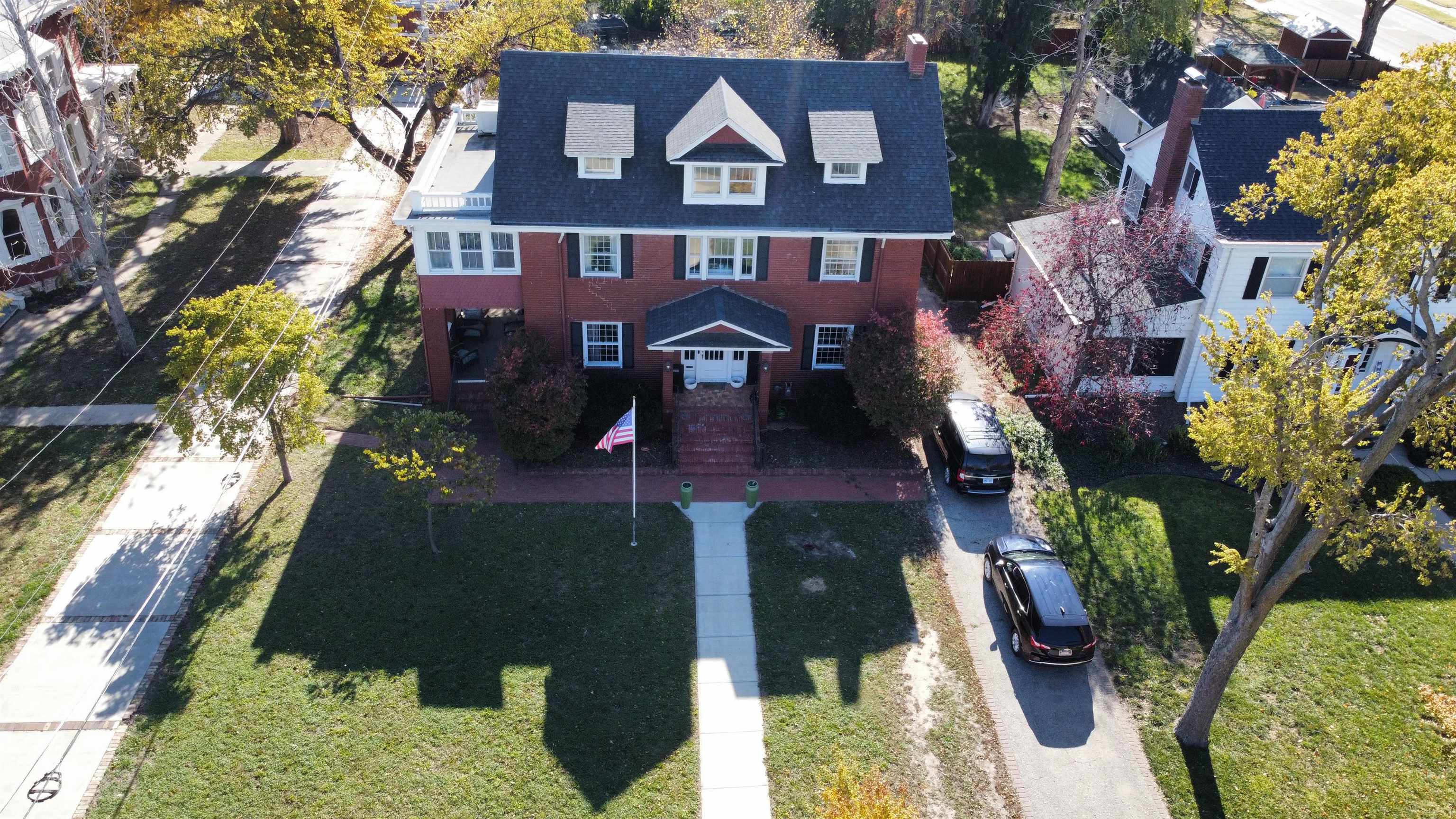219 W Prescott Ave Property Photo 2