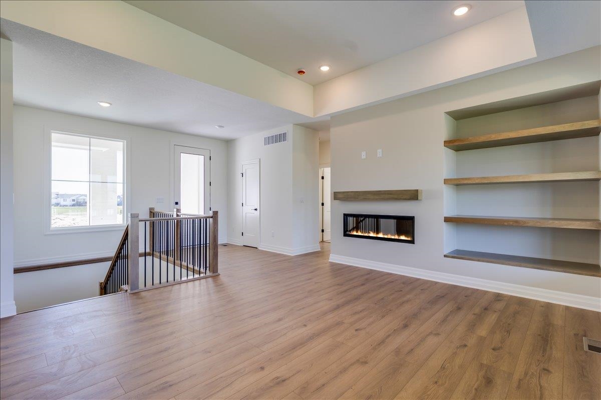9658 W Cedar Lane Property Photo 4