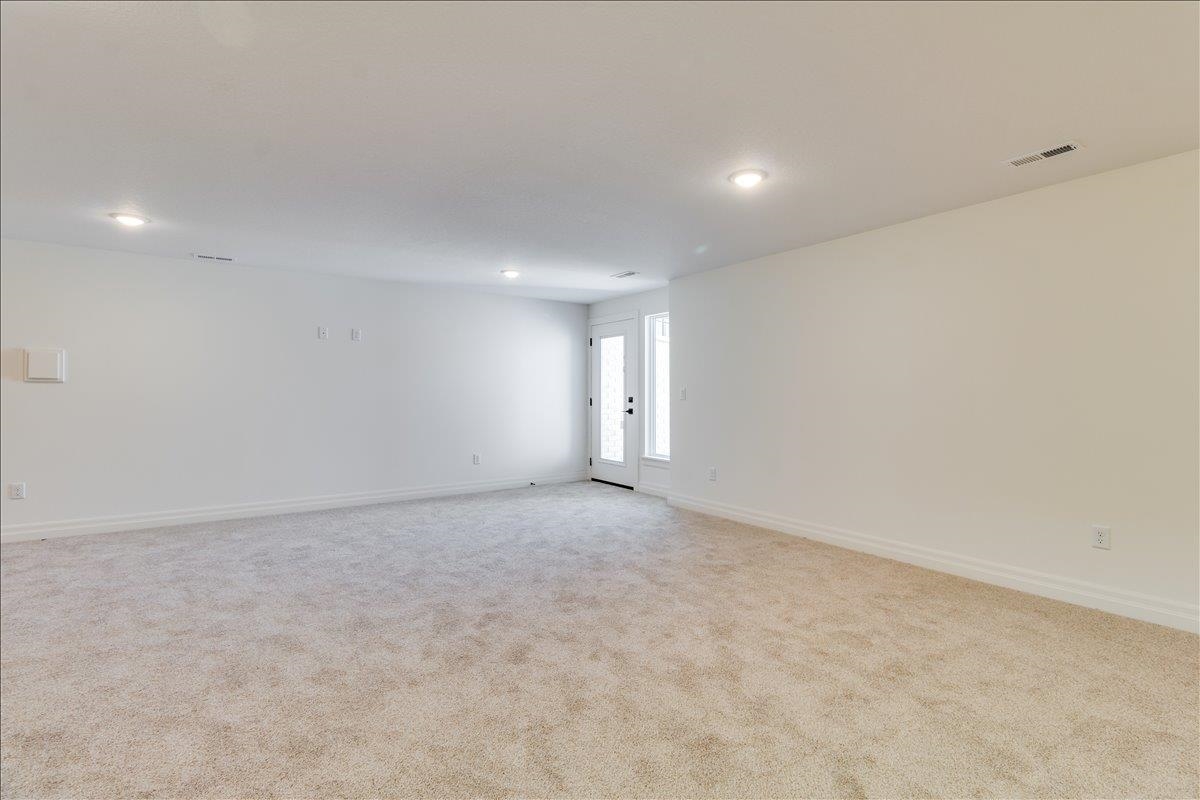 9658 W Cedar Lane Property Photo 23