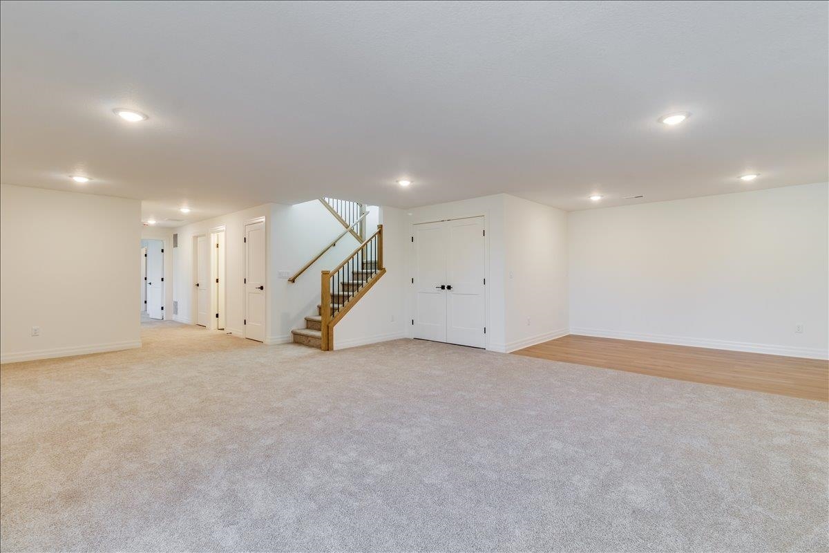 9658 W Cedar Lane Property Photo 25