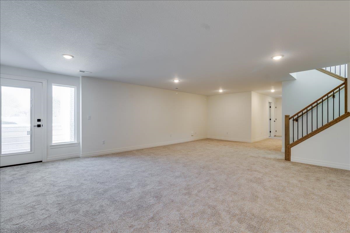 9658 W Cedar Lane Property Photo 26