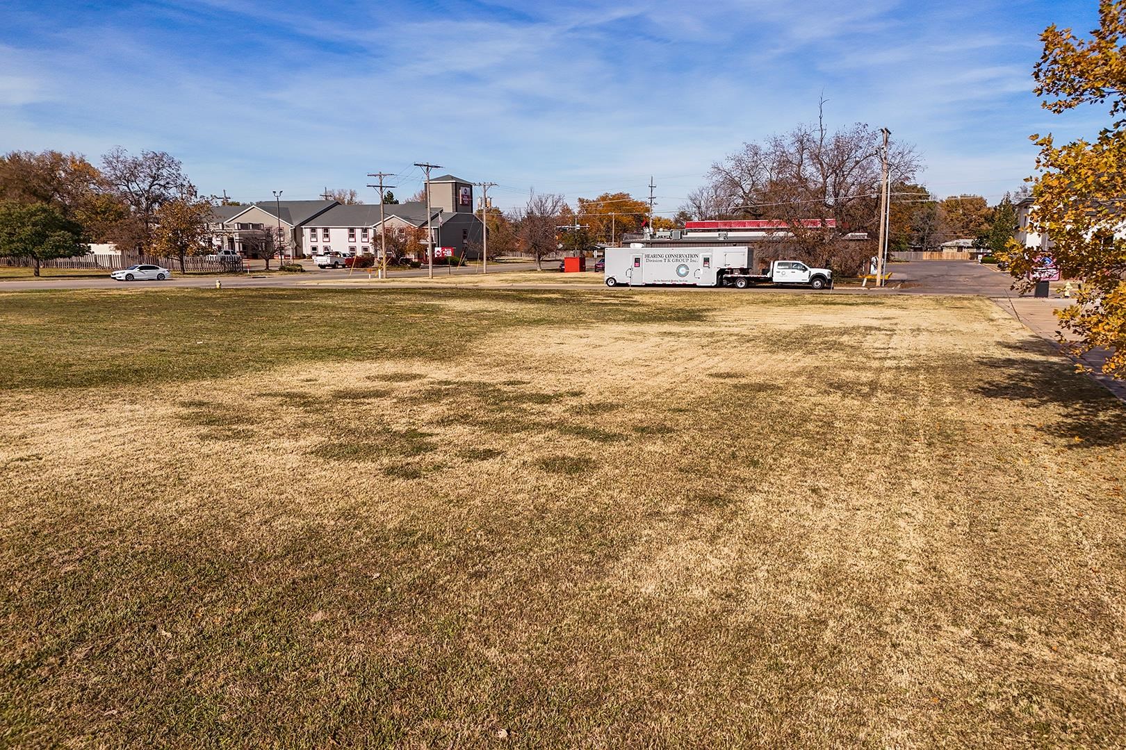 1+/- Acre On Marcella & Huehl Property Photo 5