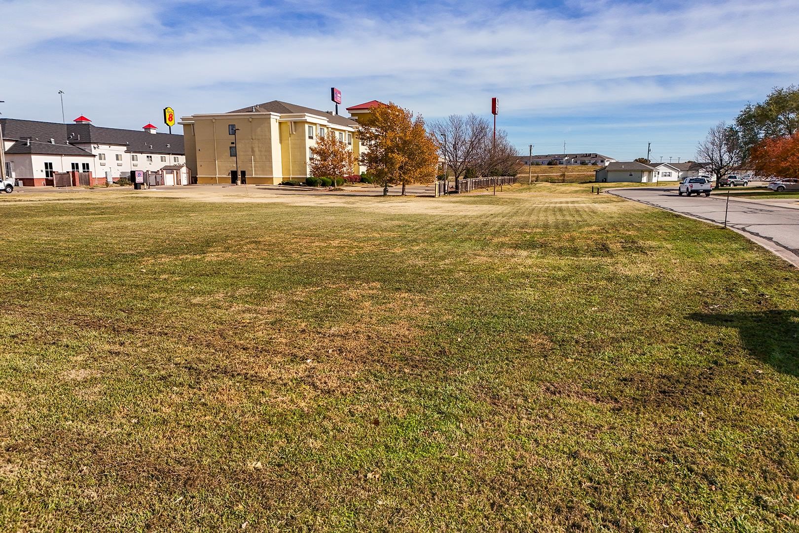 1+/- Acre On Marcella & Huehl Property Photo 12