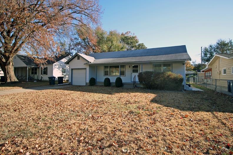 810 Audrey Dr Property Photo 1