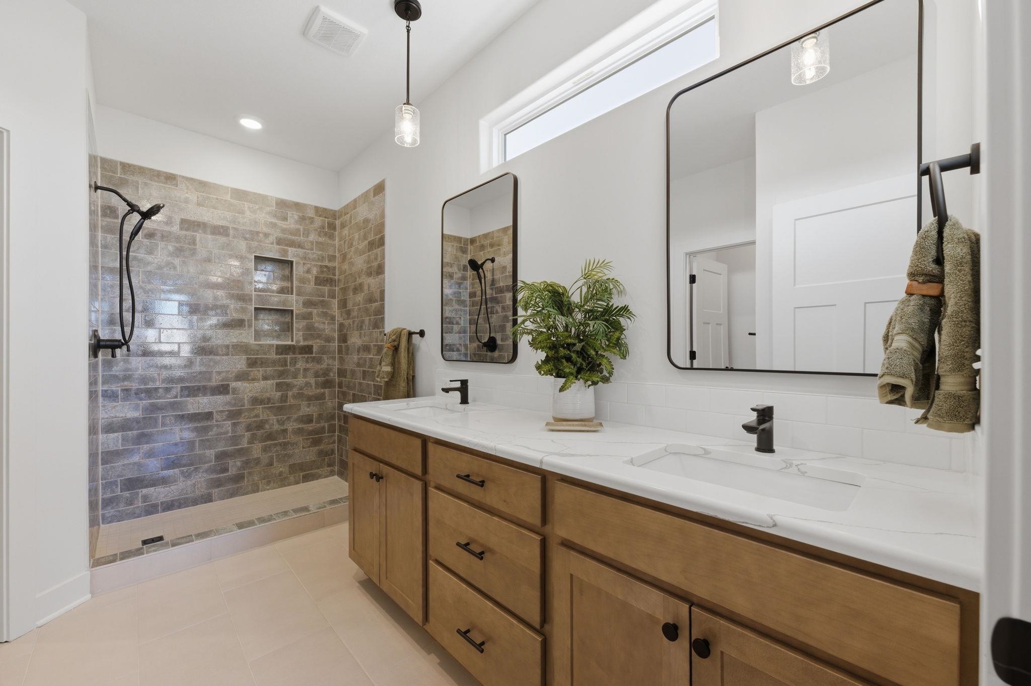 8471 W Pebble Property Photo 17