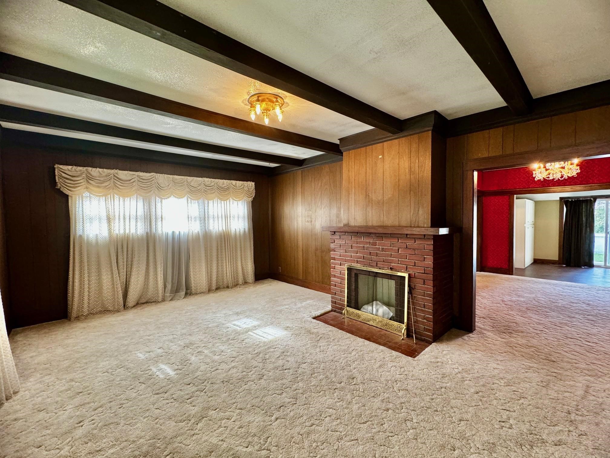 1006 N Washington Ave Property Photo 2