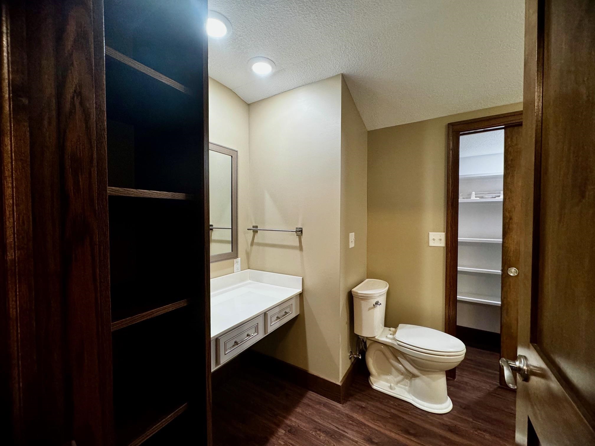 1006 N Washington Ave Property Photo 13