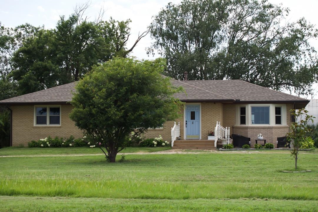 631 S Maize Rd Property Photo 1