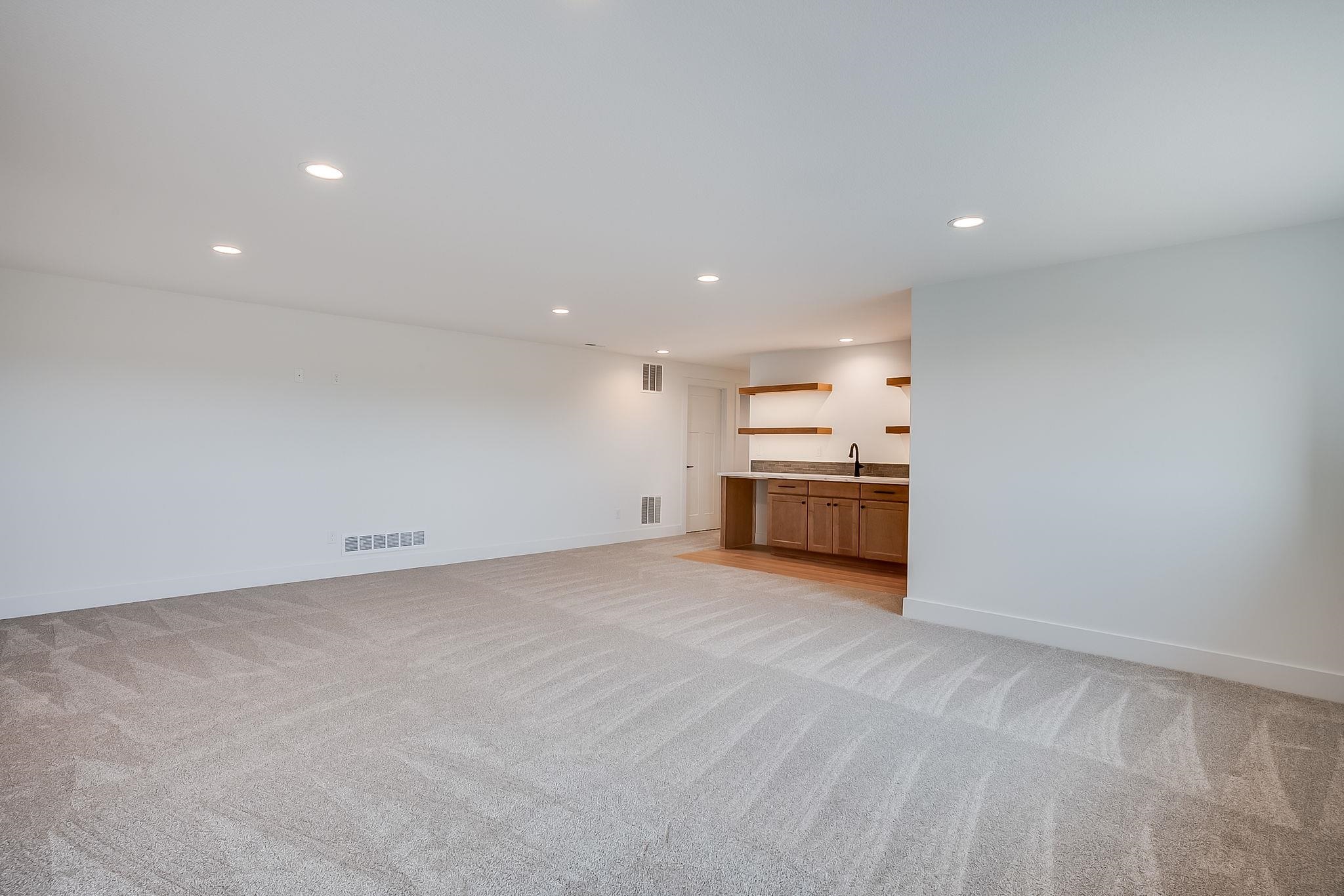 112 S Wellcrest Ct. Property Photo 27