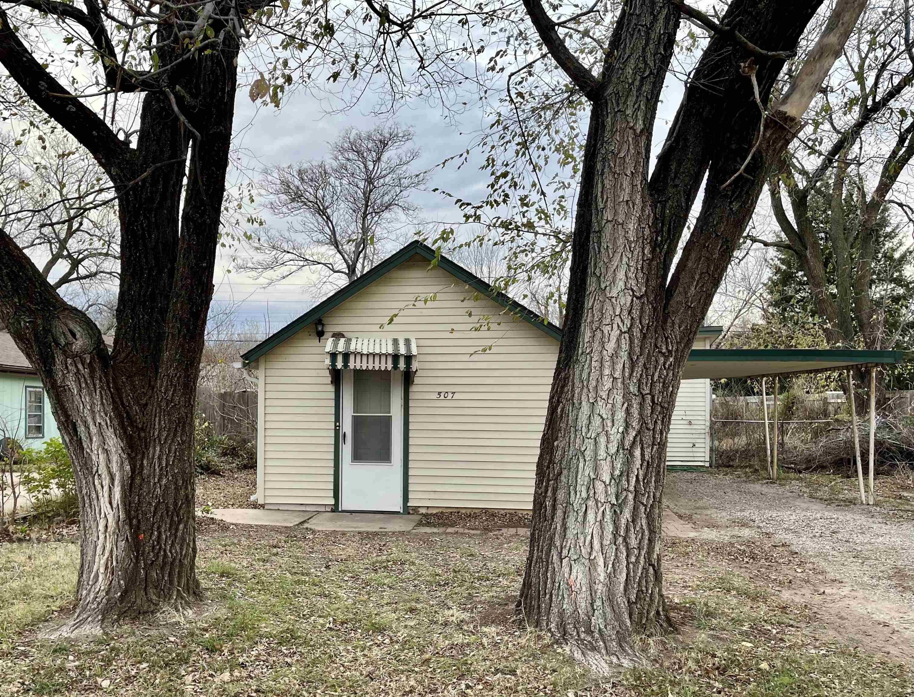 507 S Sheridan St Property Photo 1