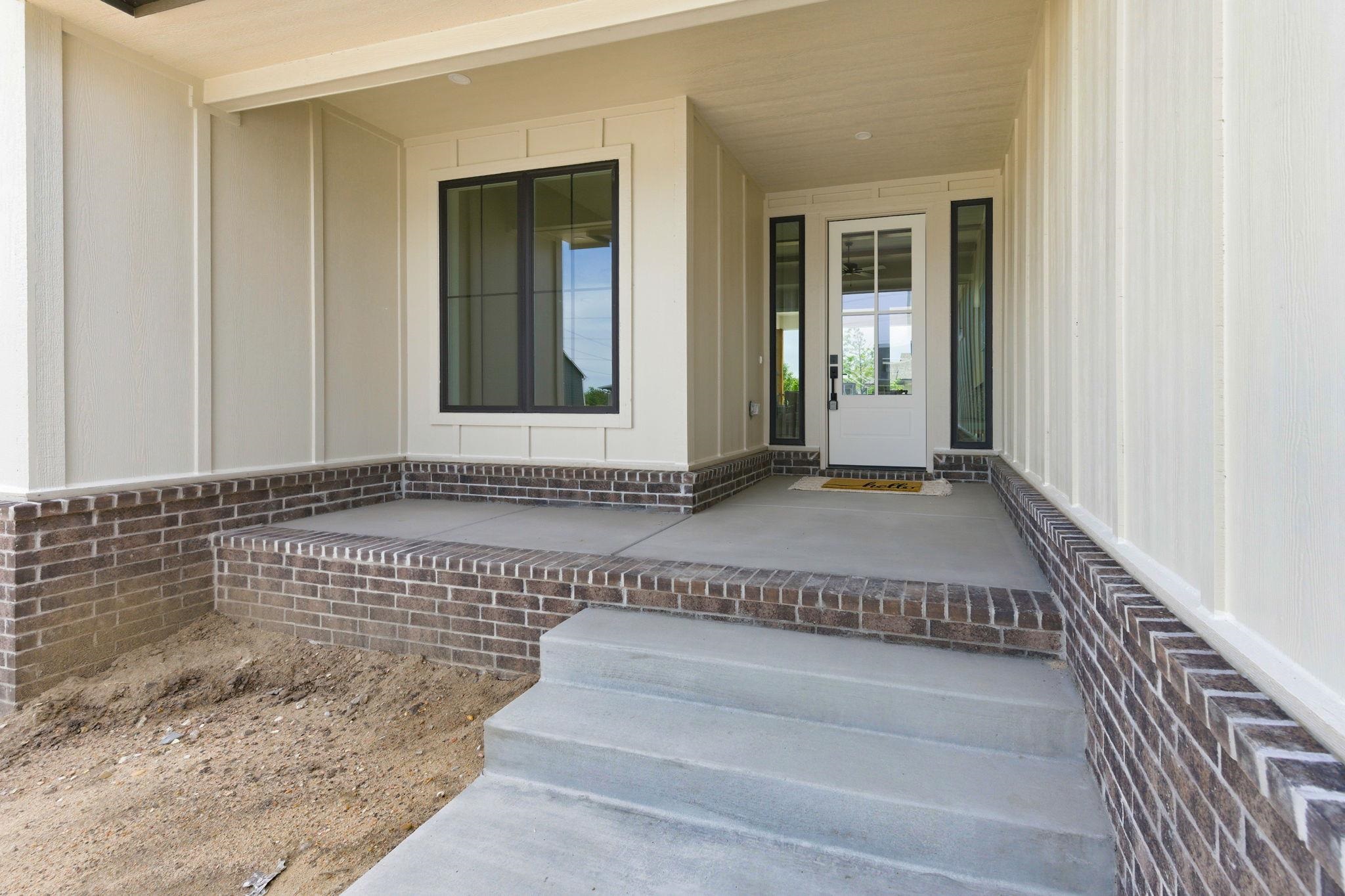 4997 N Emerald Property Photo 3