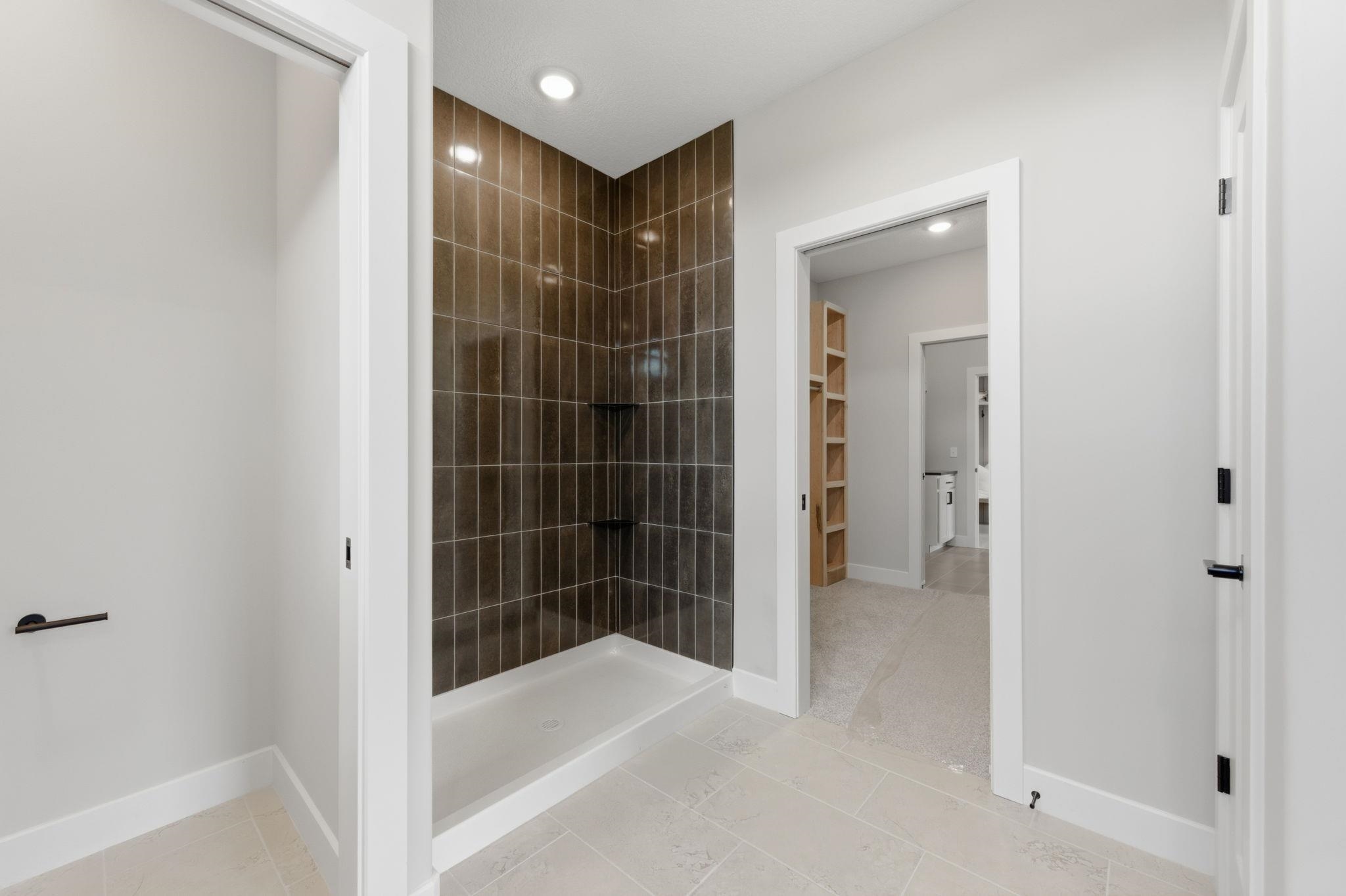 4997 N Emerald Property Photo 21