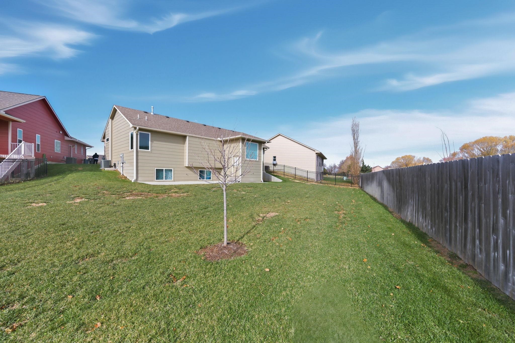 15009 W Hayden Cir Property Photo 23