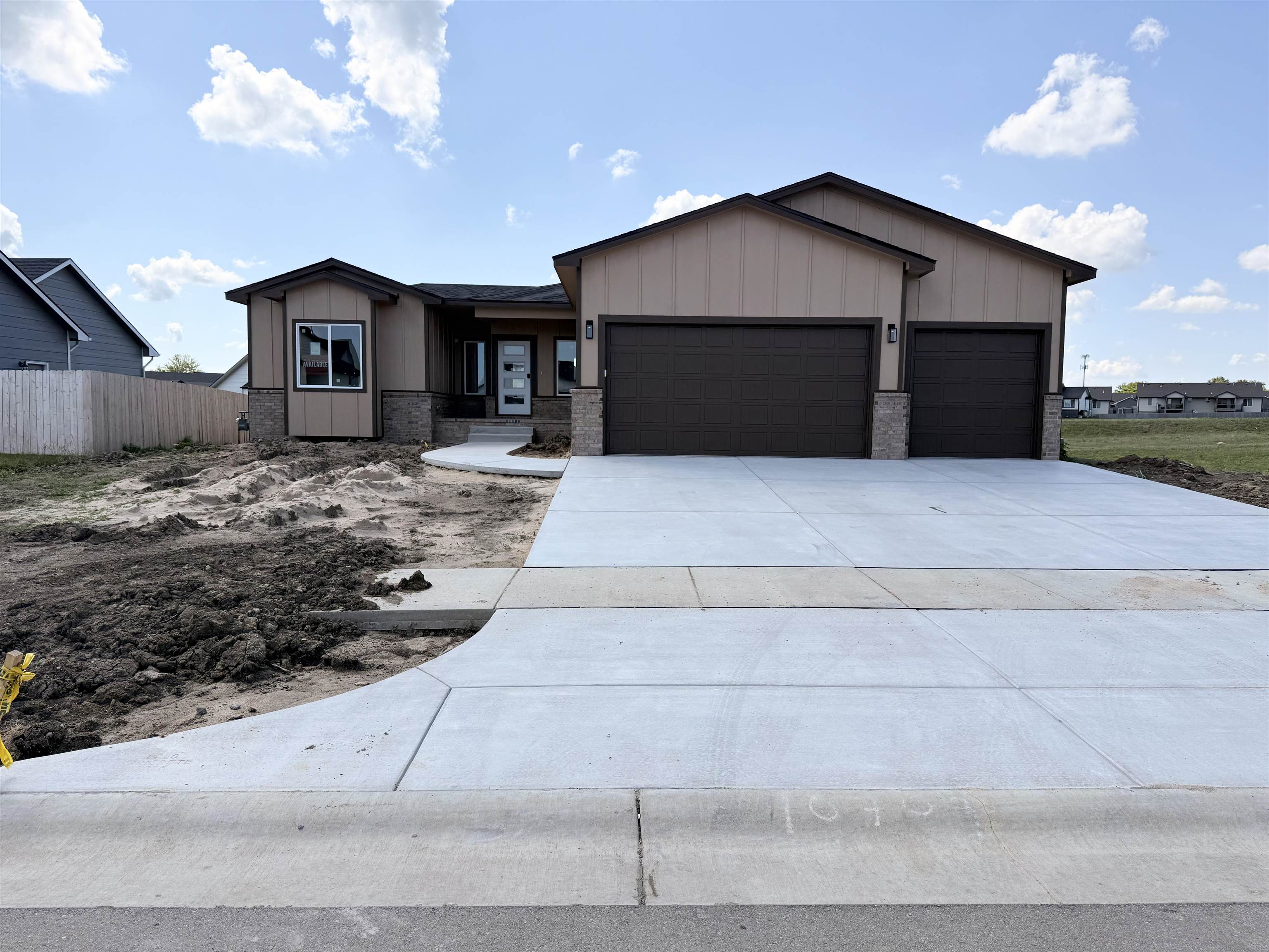 10709 E Bonita St Property Photo 1
