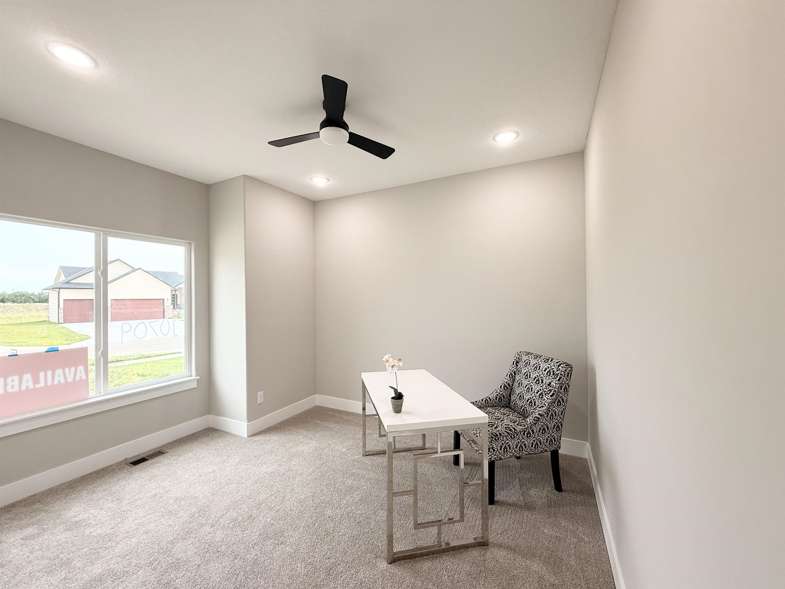 10709 E Bonita St Property Photo 11