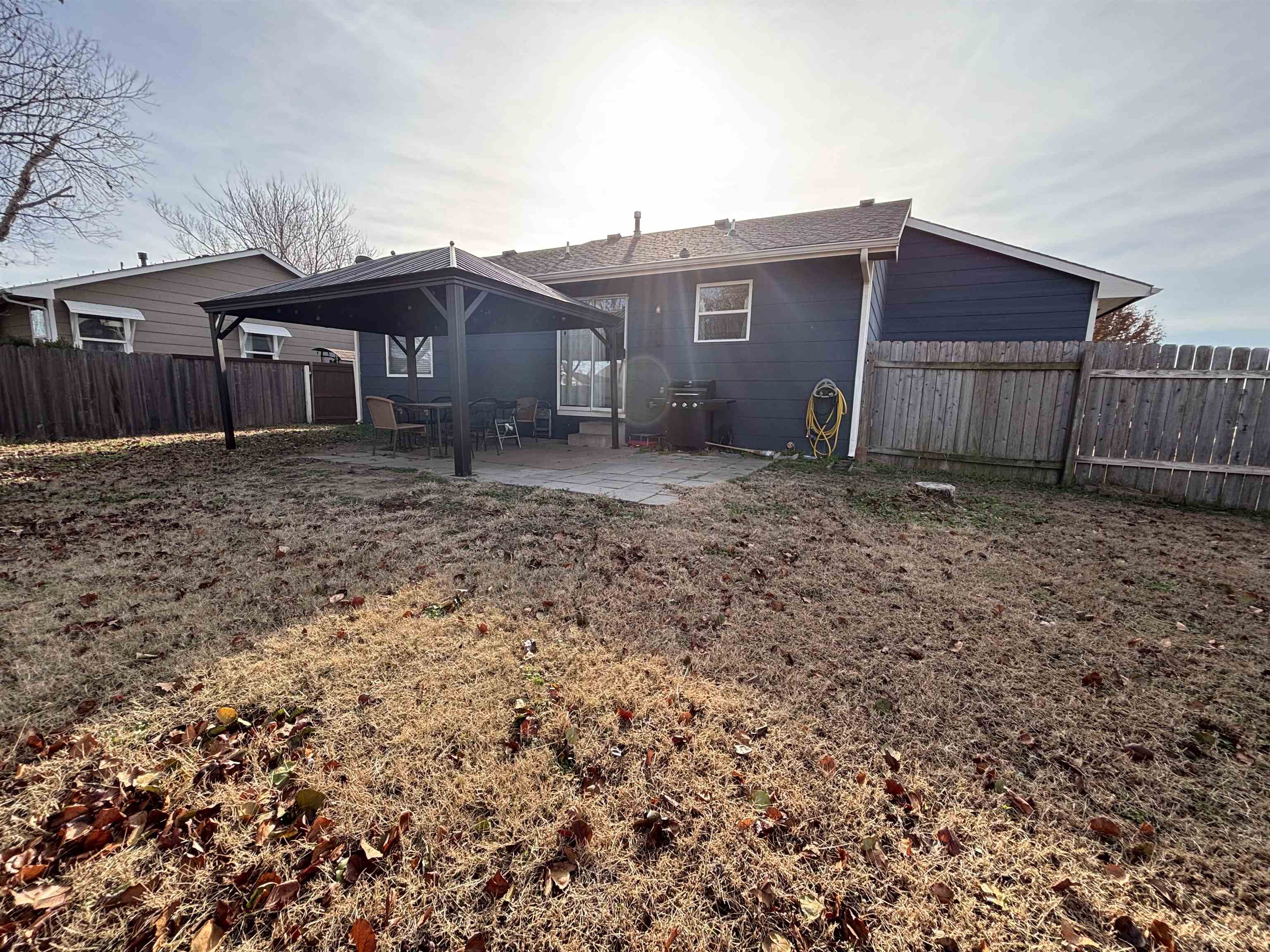 1314 E Hurley St Property Photo 17