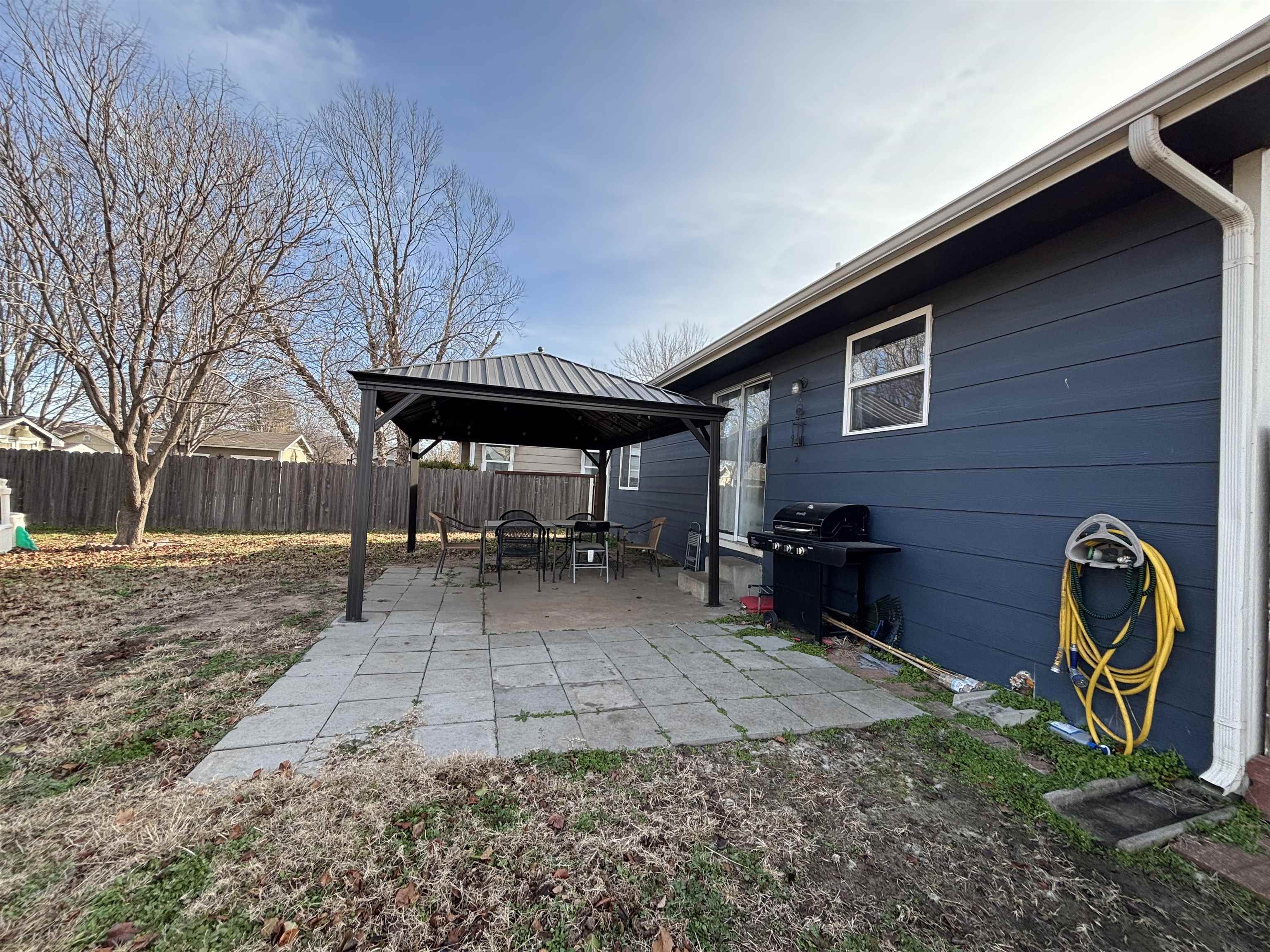 1314 E Hurley St Property Photo 18