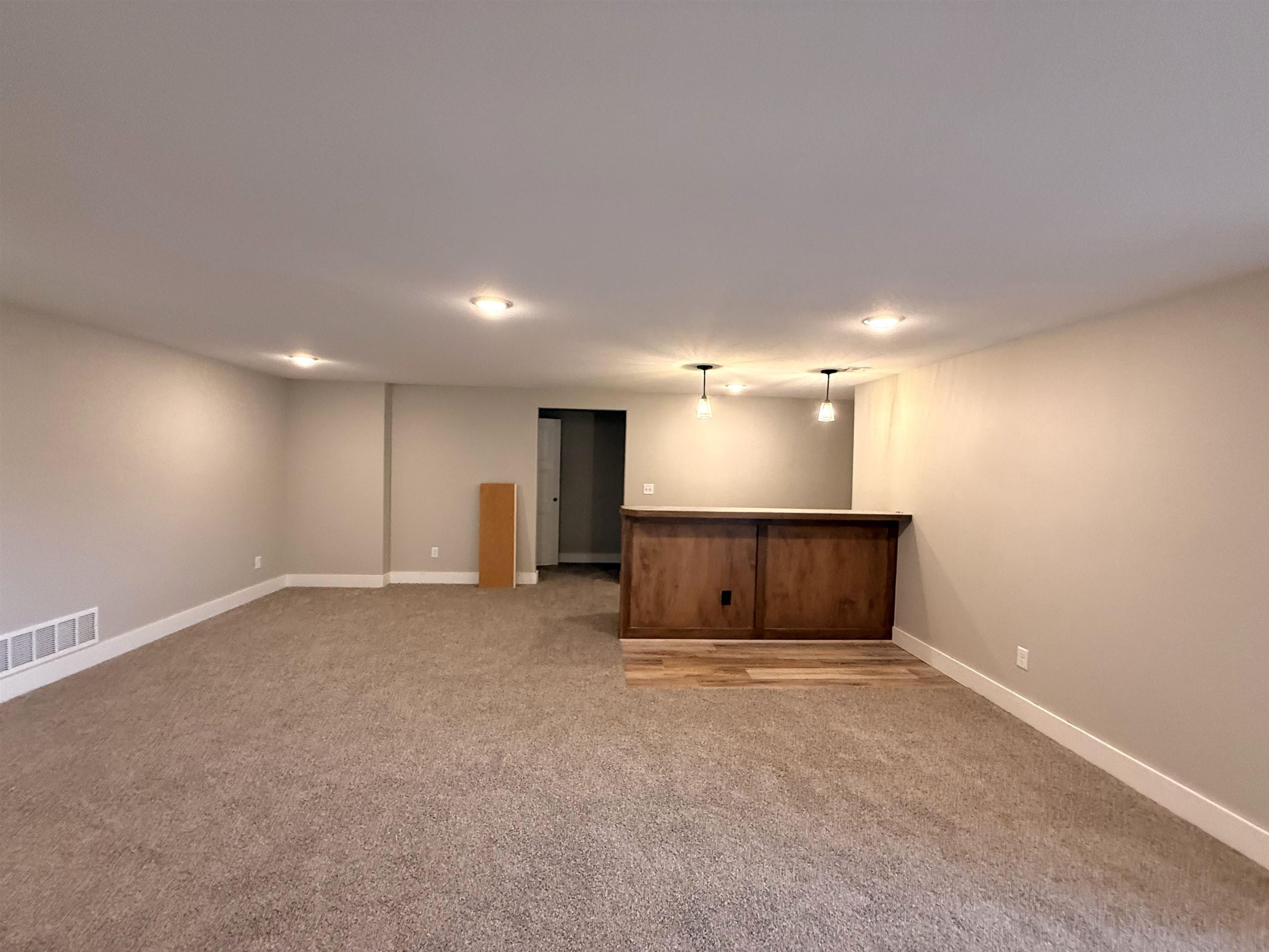 2153 S Chateau Ct Property Photo 17