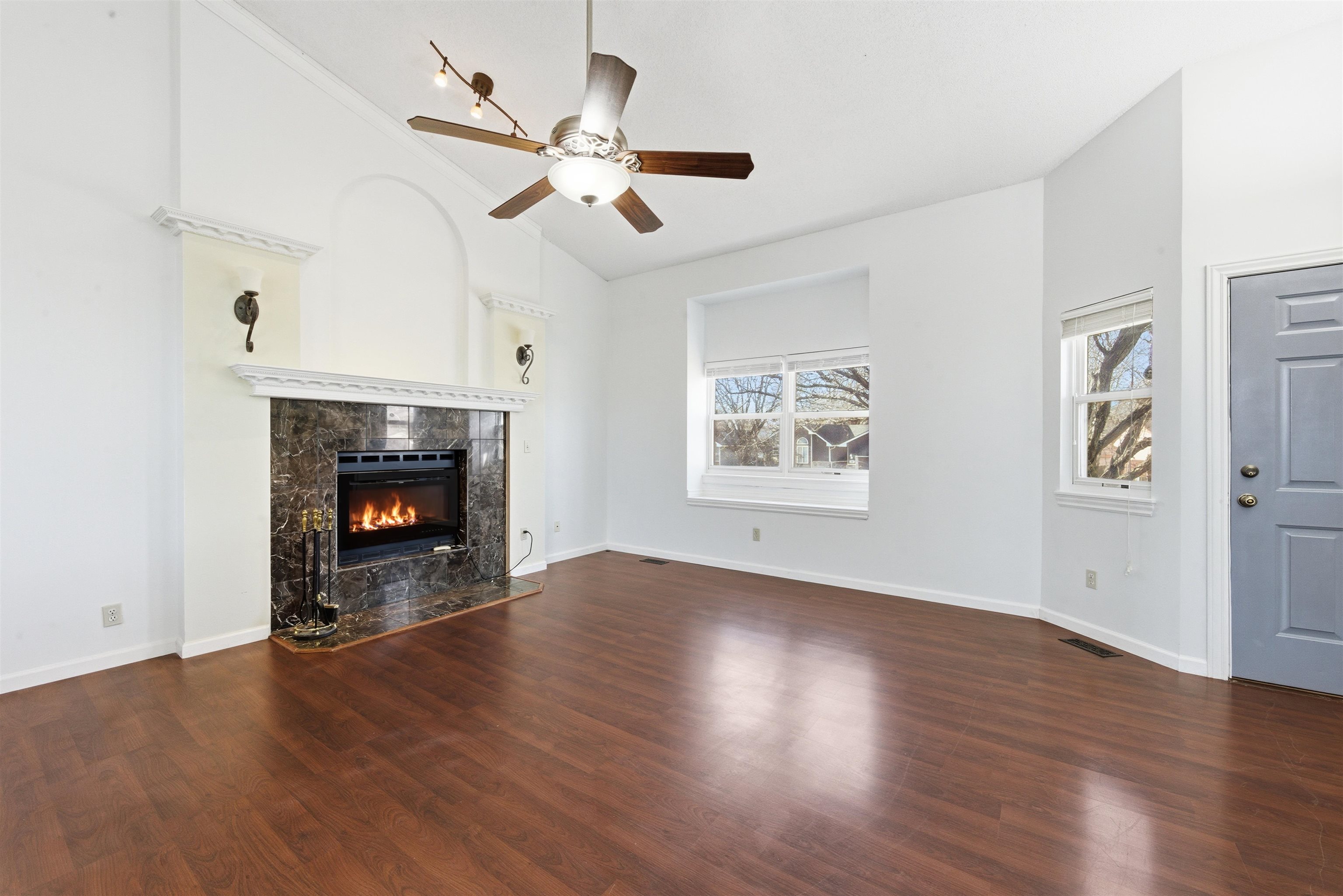 1930 N Cardington St Property Photo 6