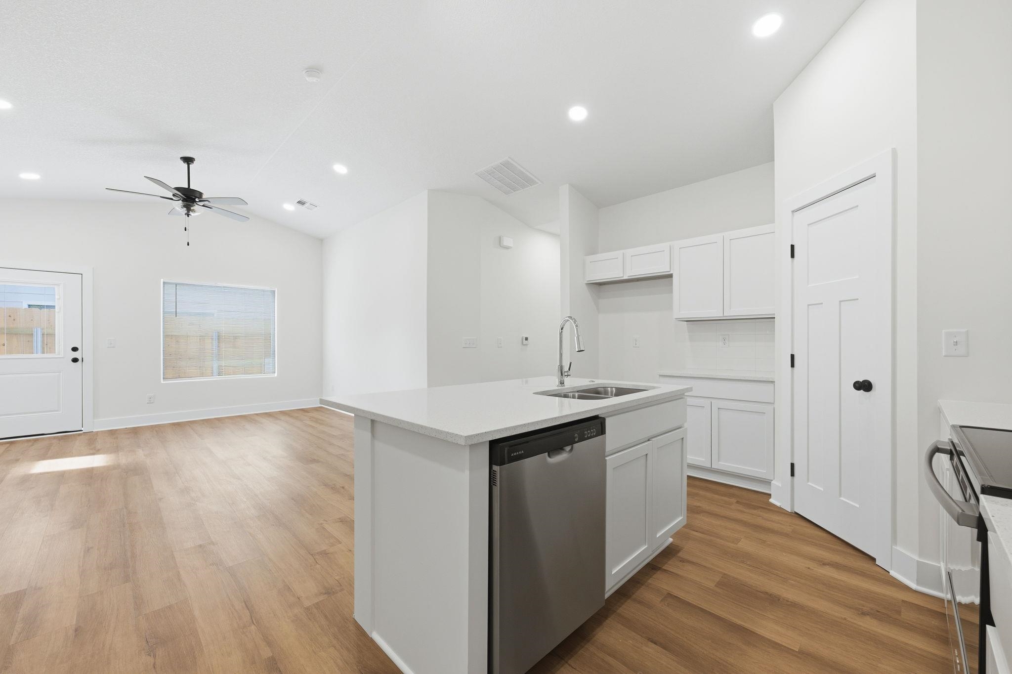 16914 W Kashmir St Property Photo 8