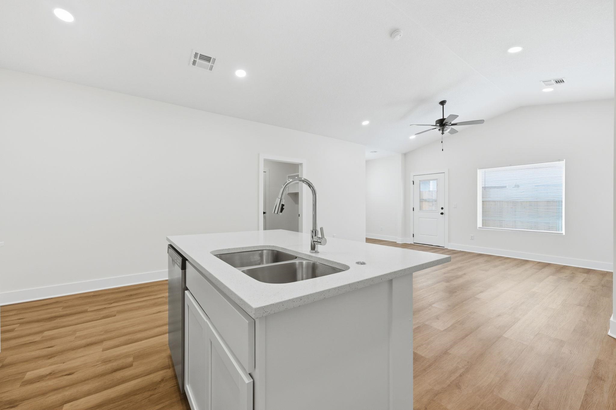 16914 W Kashmir St Property Photo 9