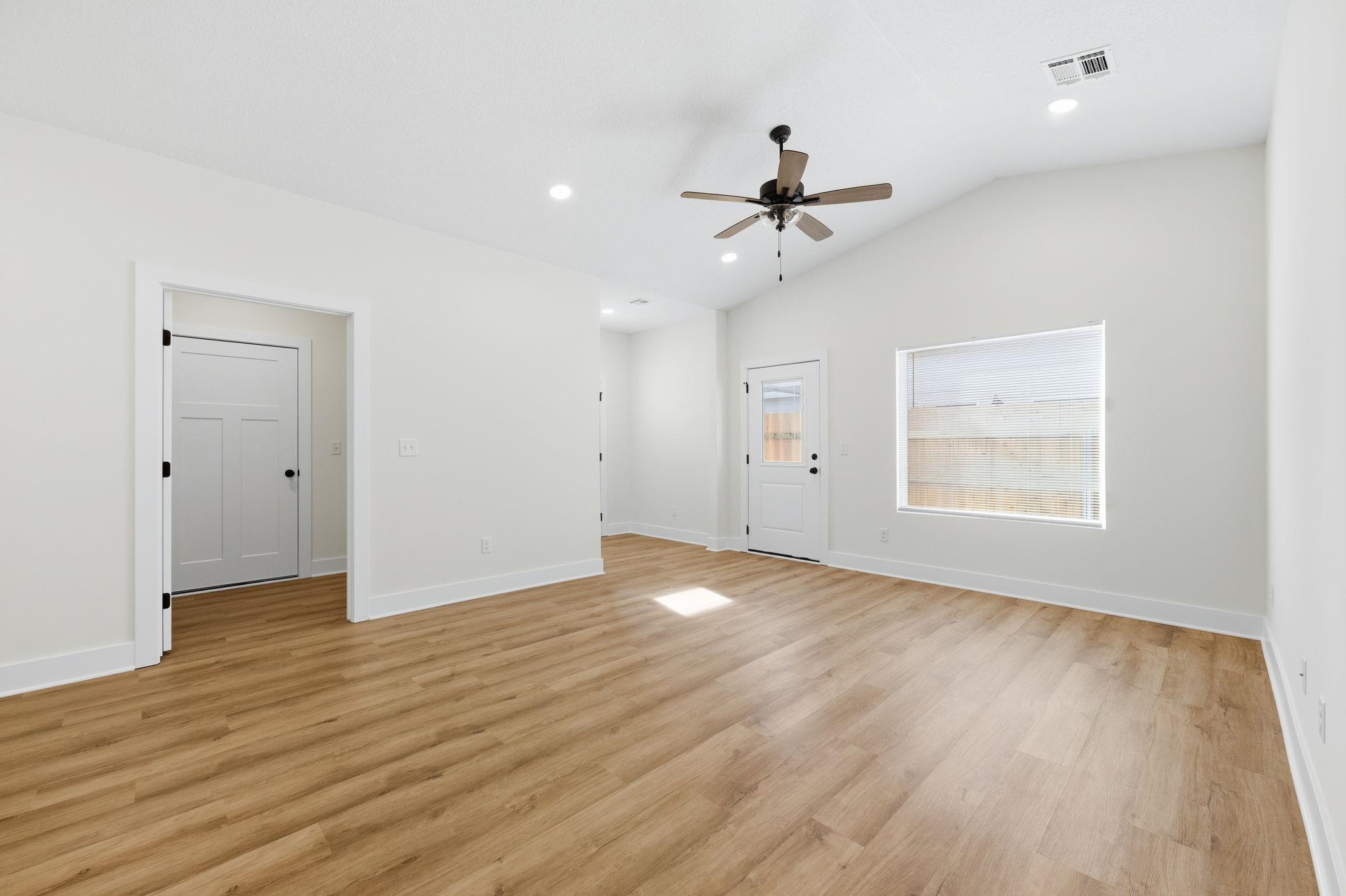 16914 W Kashmir St Property Photo 13