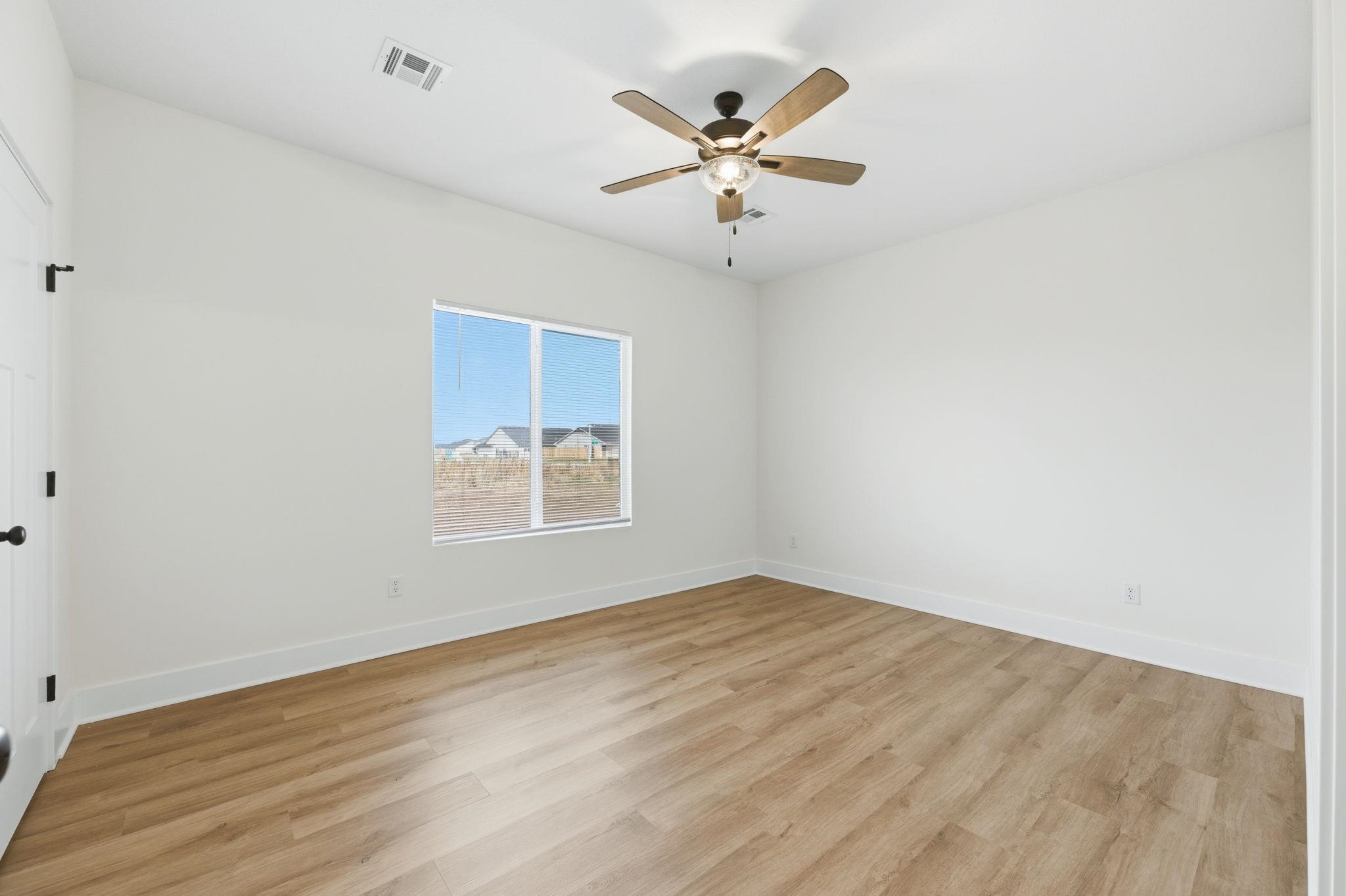 16914 W Kashmir St Property Photo 15