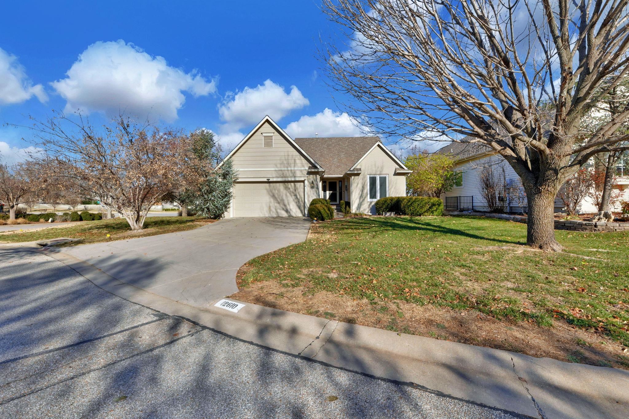 12610 E Bradford Cir Property Photo 1